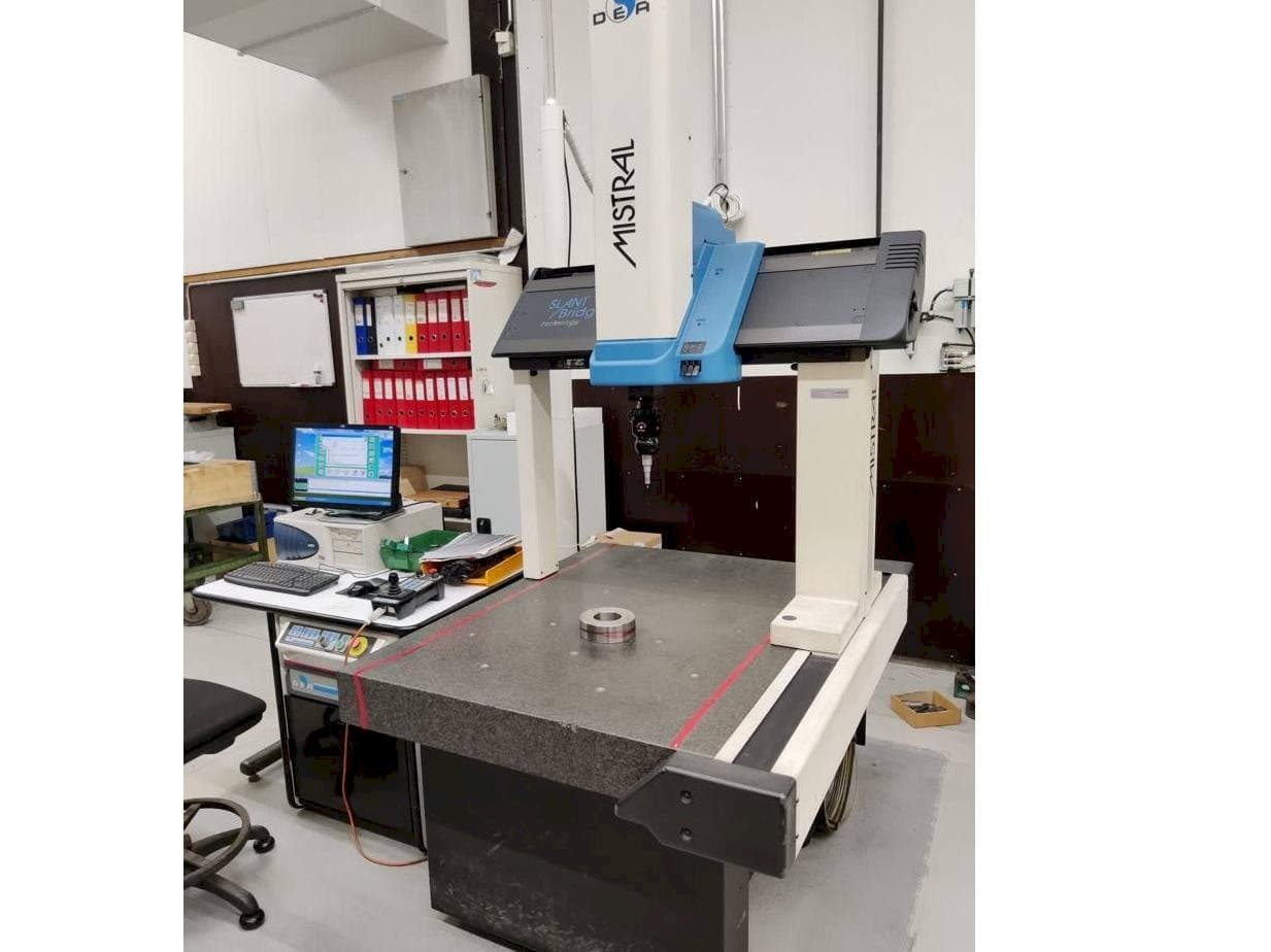 Widok z przodu maszyny DEA 70705