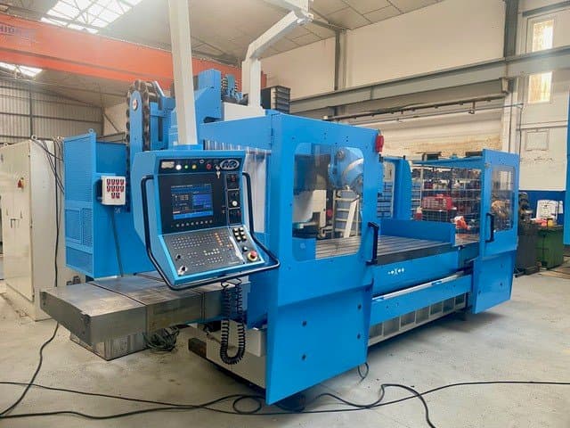 Widok z przodu maszyny MTE BF 2200