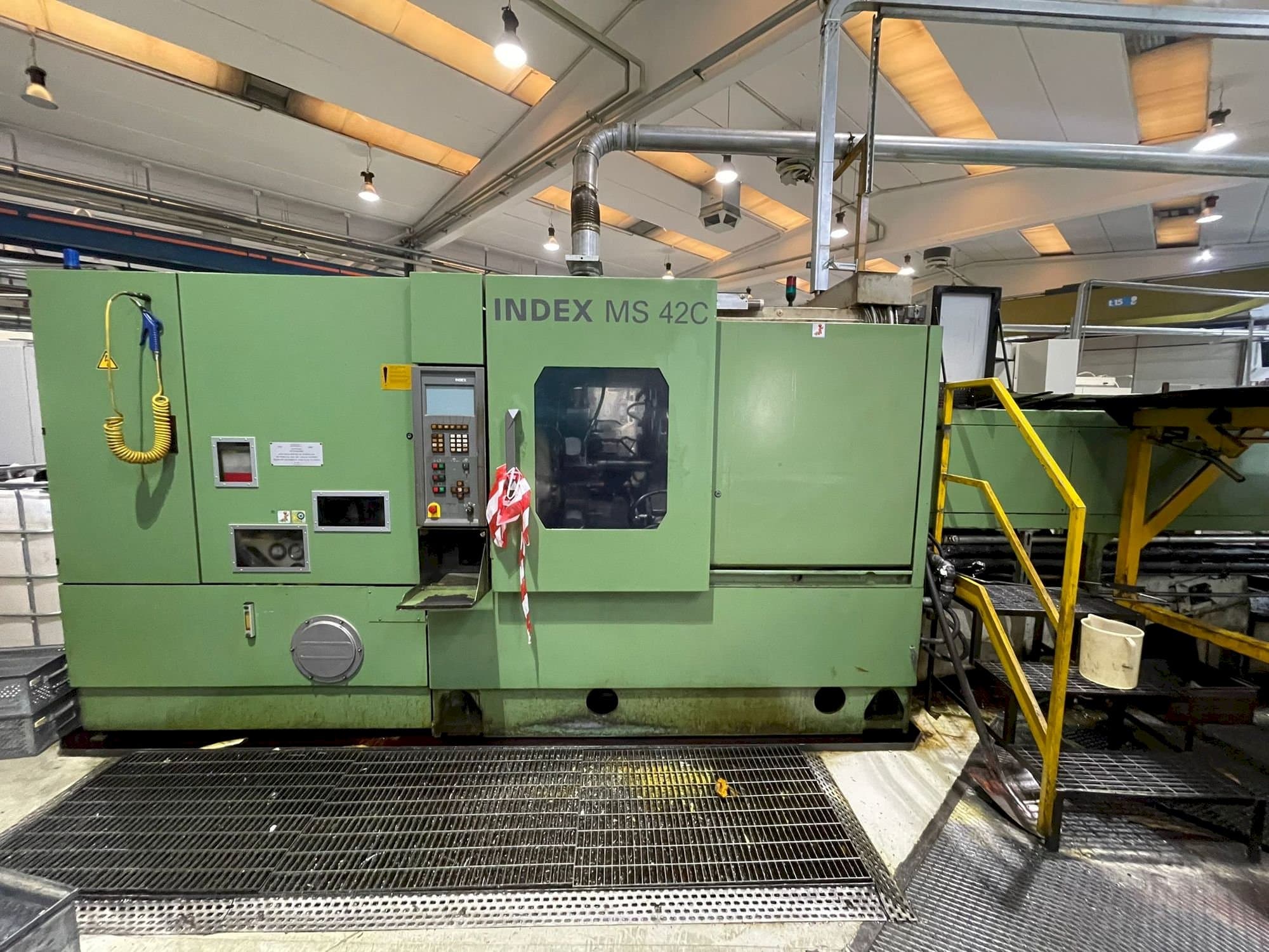 Widok z przodu maszyny Index MS 42C