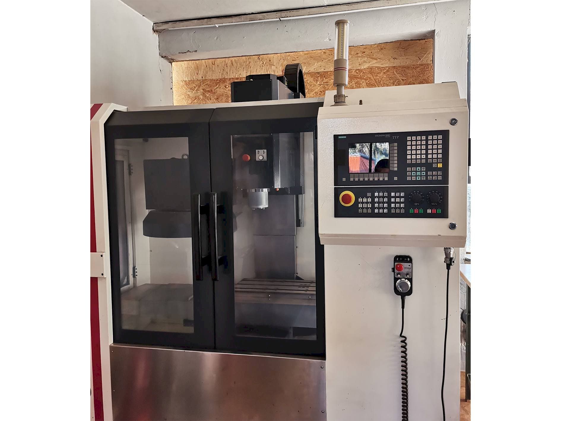 Widok z przodu maszyny Optimum F105