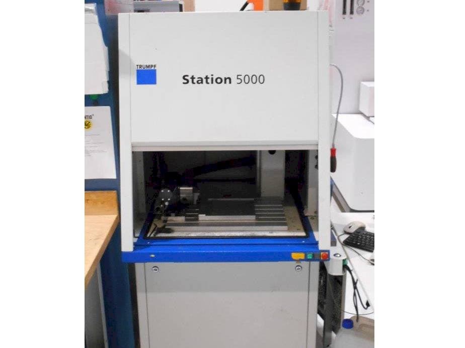 Widok z przodu maszyny Trumpf TruMark 5000