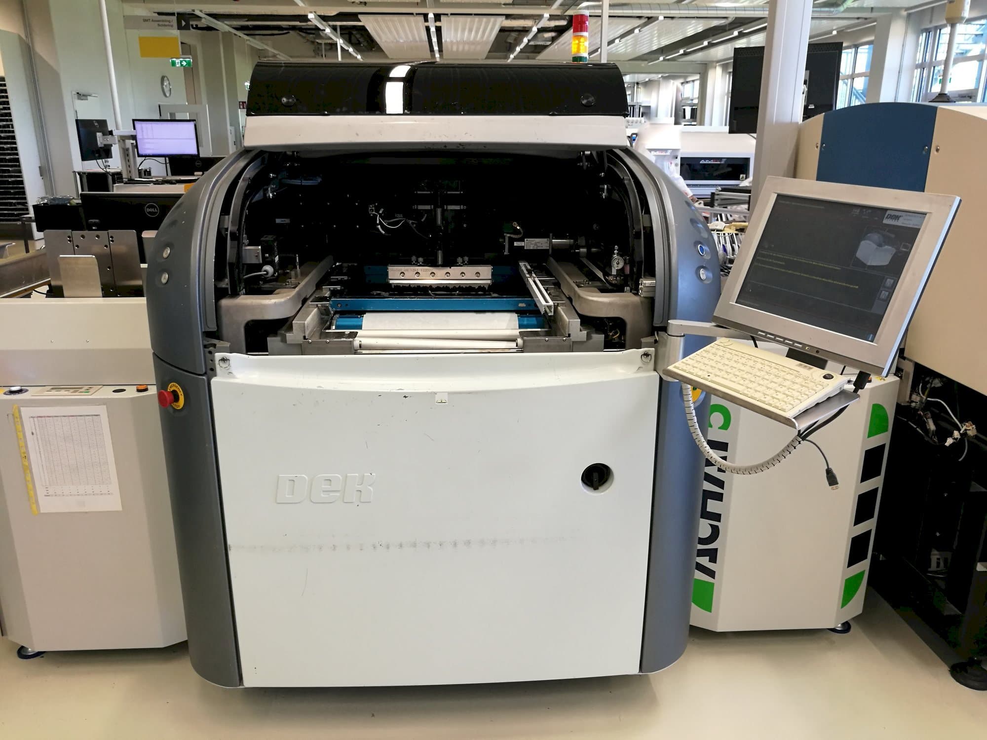 Widok z przodu maszyny DEK HORIZON 03i X