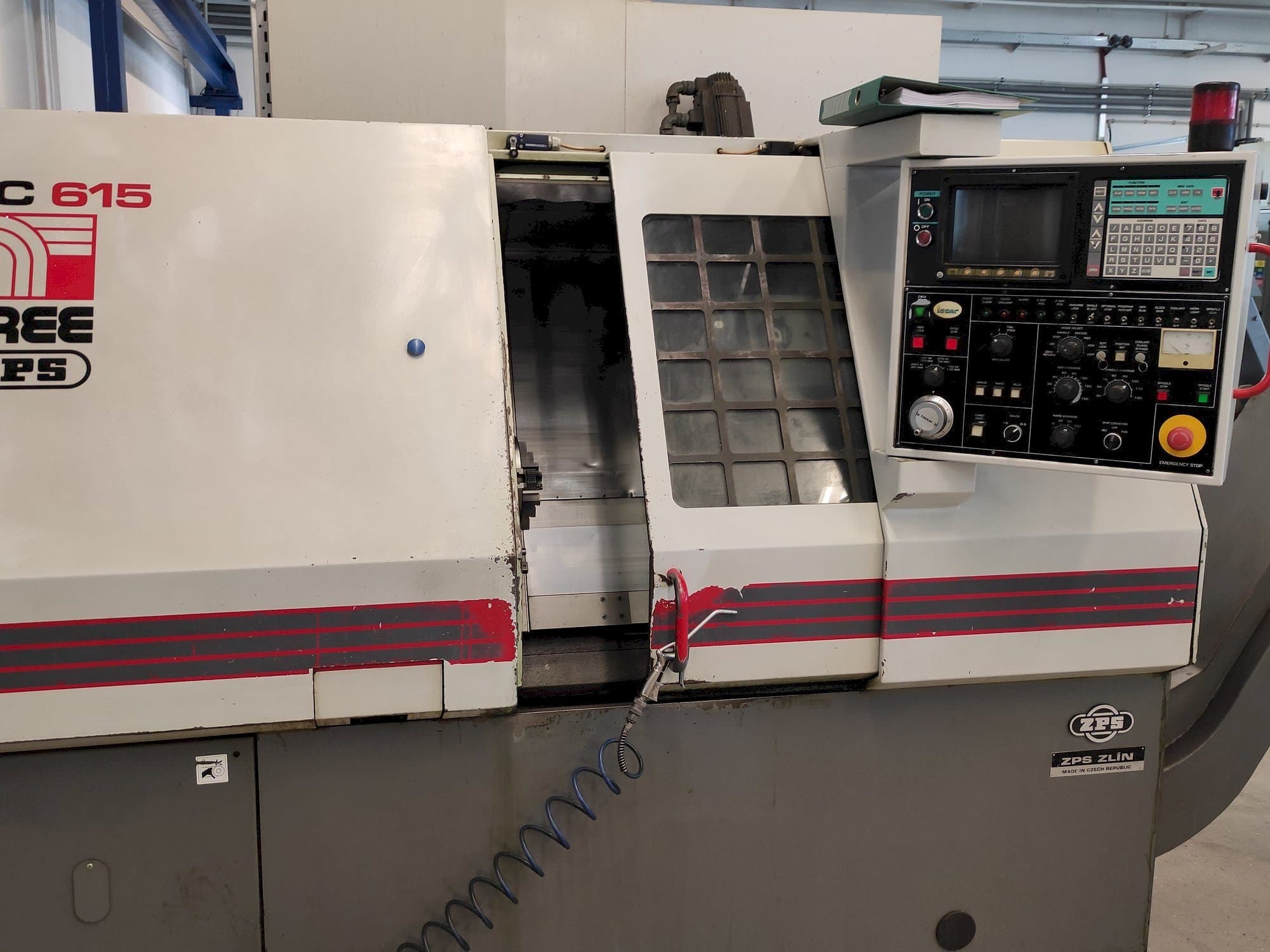 Widok z przodu maszyny ZPS S-50 (TC-615)