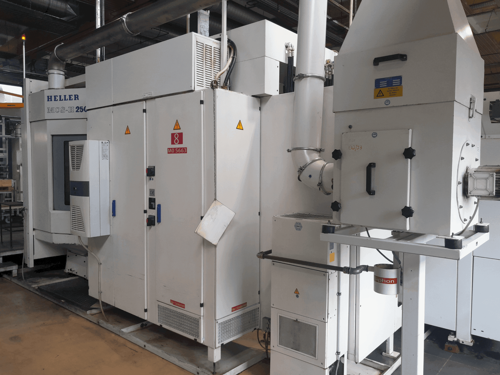 Widok z przodu maszyny HELLER MCS-H 250