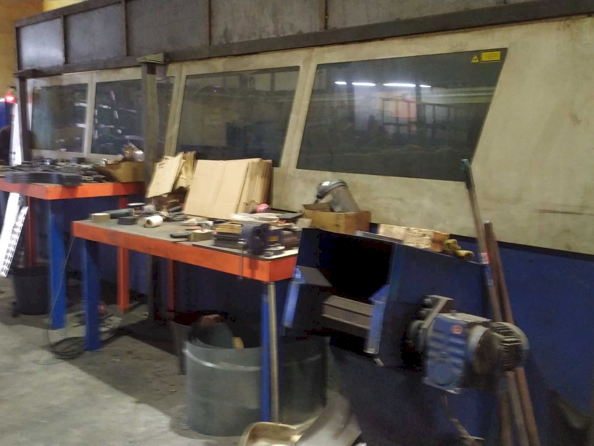 Widok z przodu maszyny Trumpf Trumatic L 4050