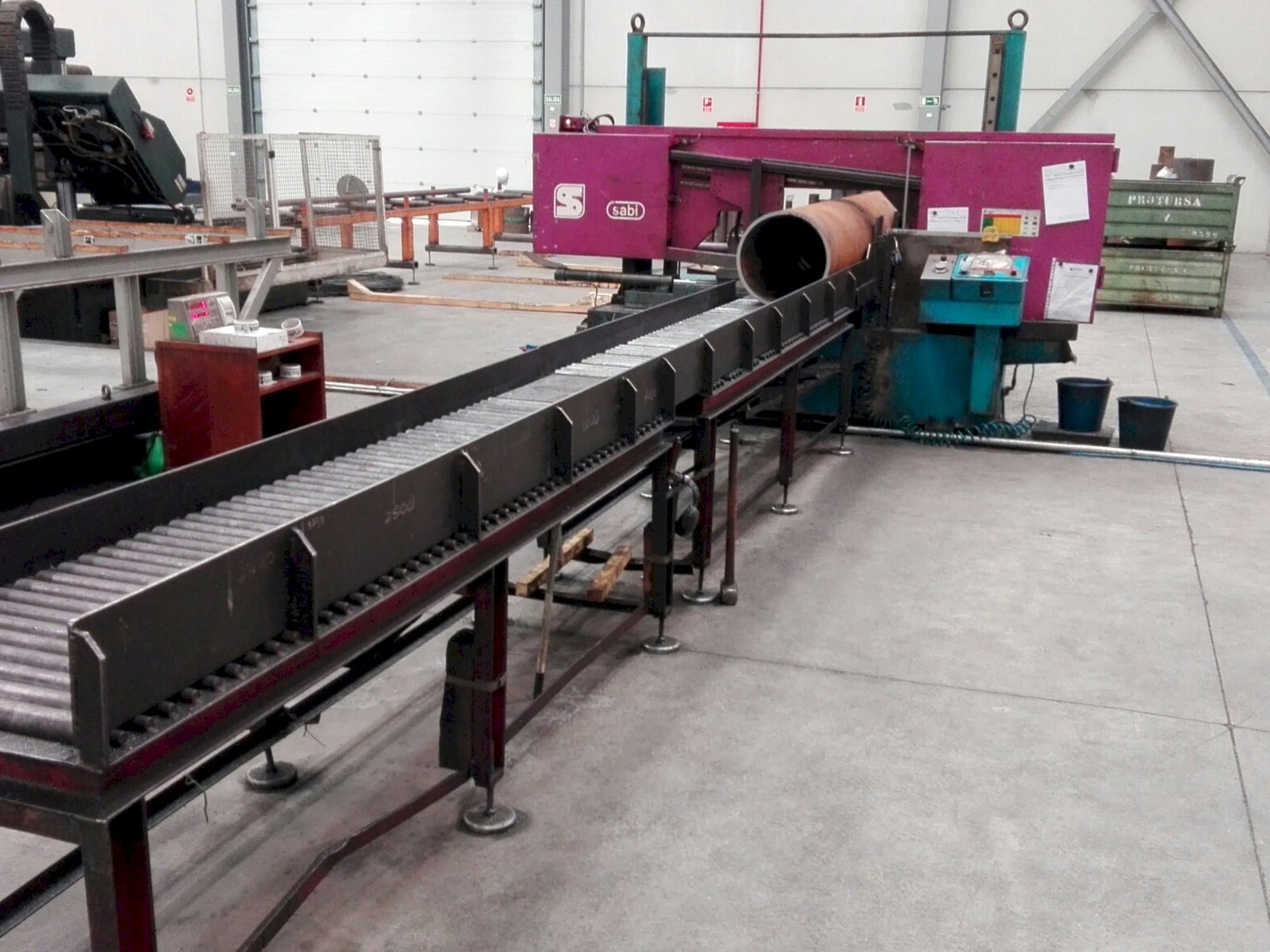 Widok z przodu maszyny Sabi PB-450A-NC