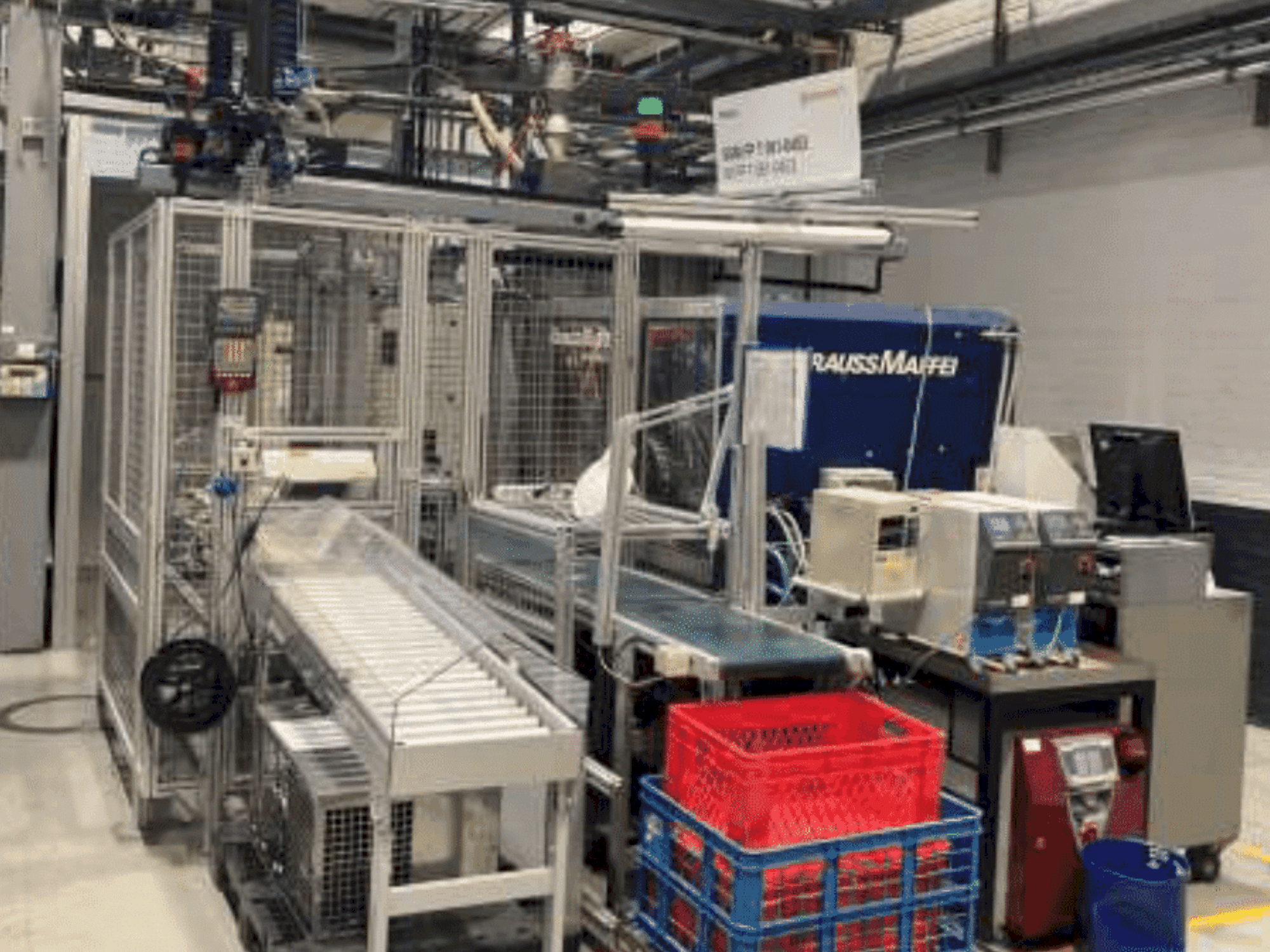 Widok z przodu maszyny Krauss Maffei KM 125-390 C2