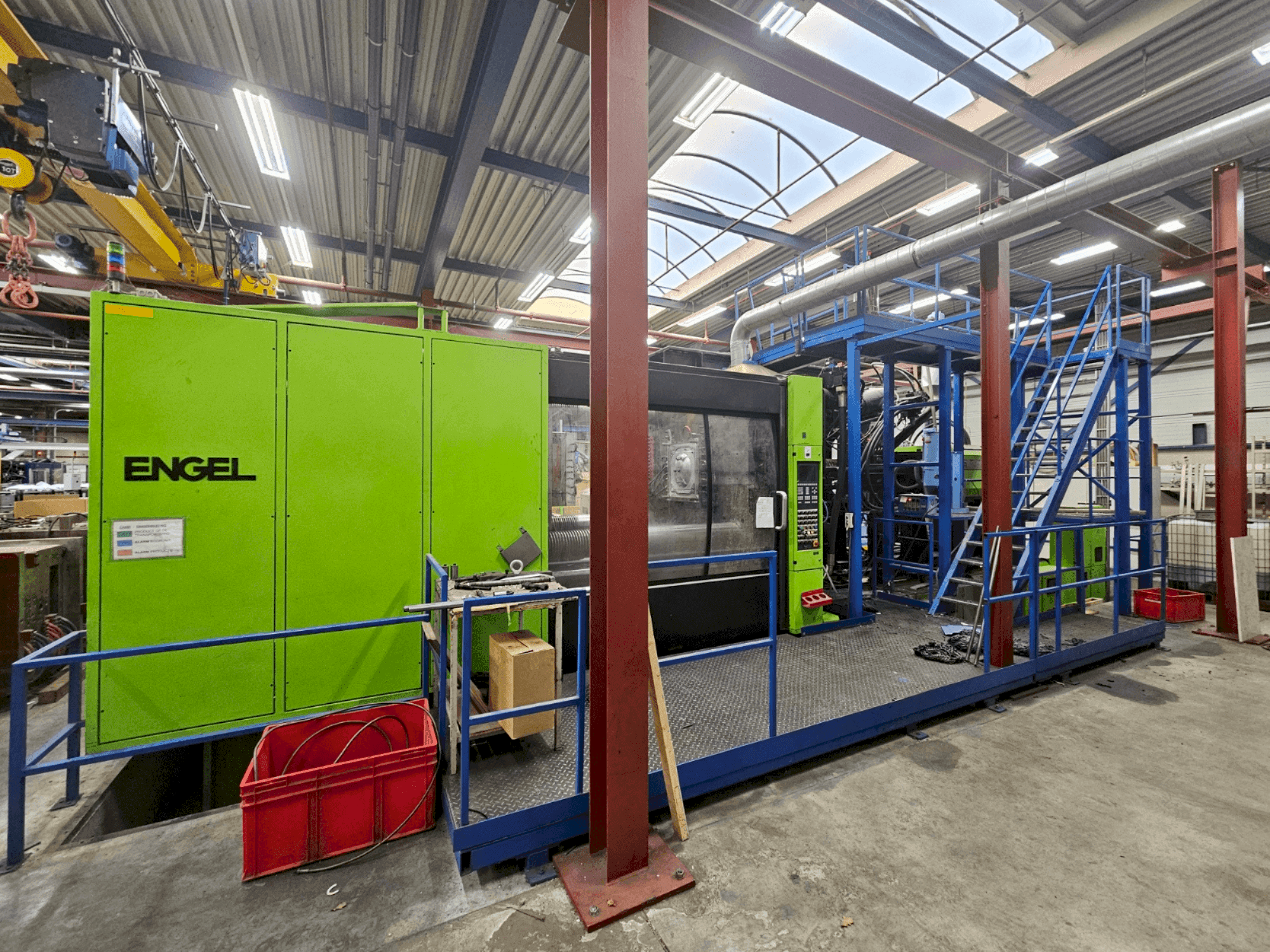 Widok z przodu maszyny Engel 16050/2550-1500T Duo 2 F