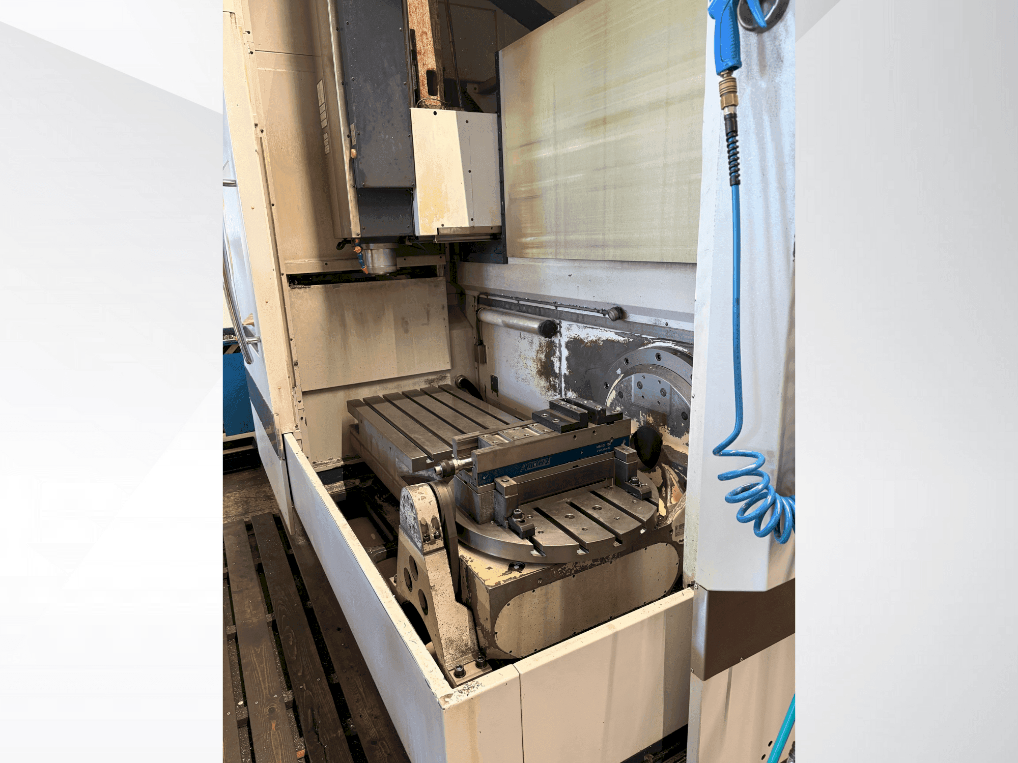 Widok z przodu maszyny SPINNER U-1520