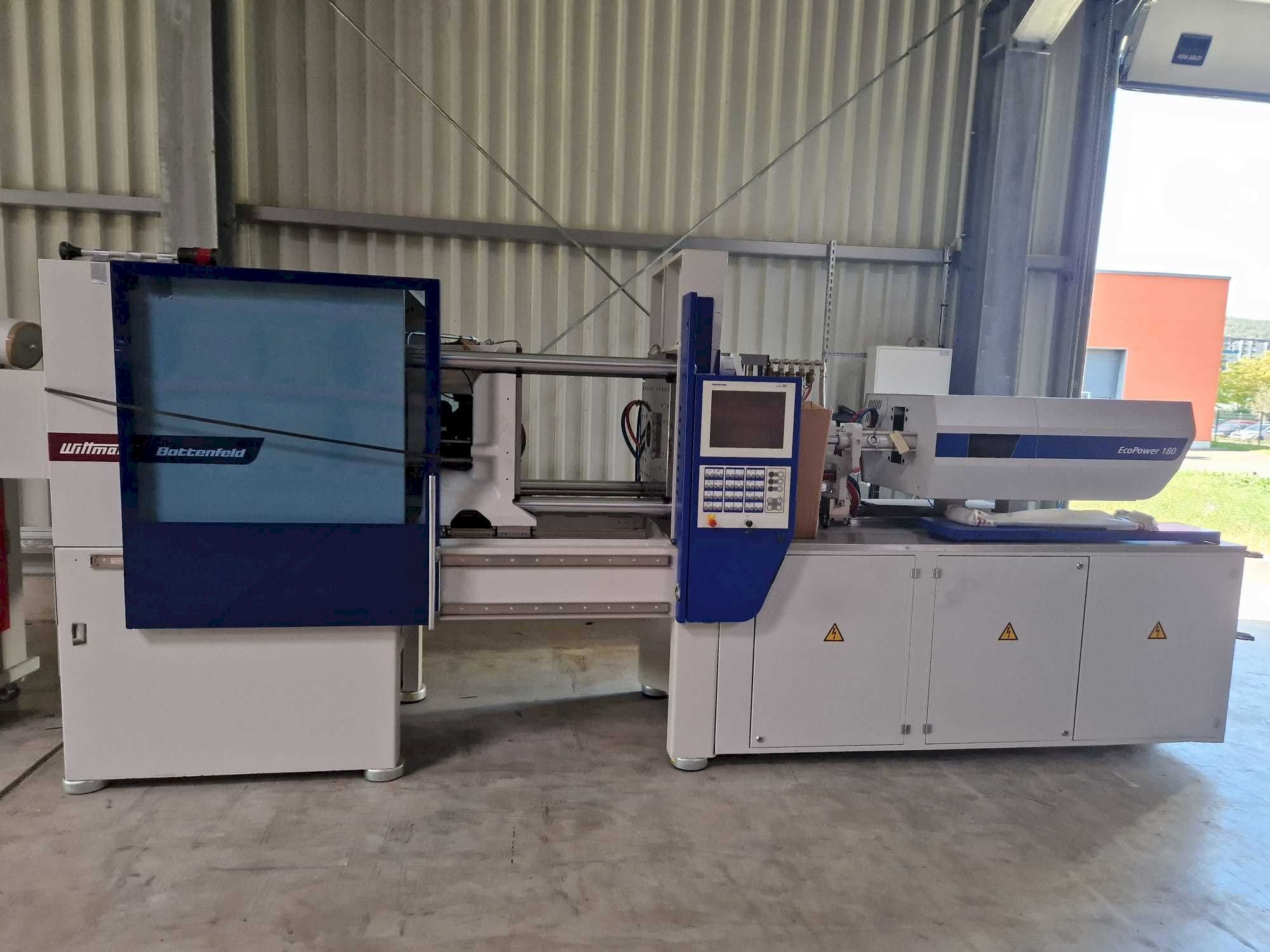 Widok z przodu maszyny Battenfeld EcoPower180