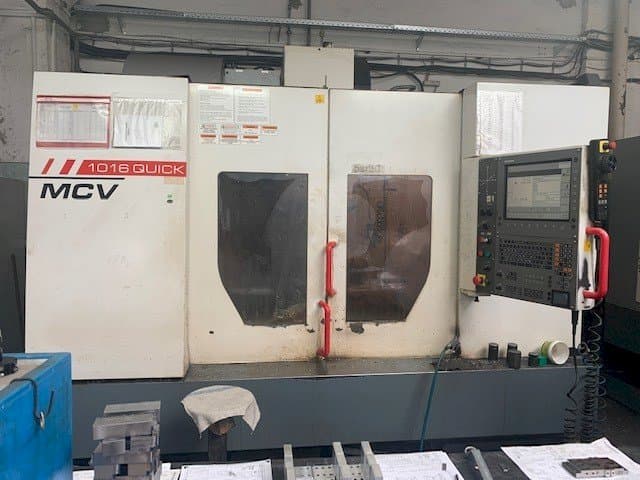 Widok z przodu maszyny KOVOSVIT MAS MCV 1016 Quick