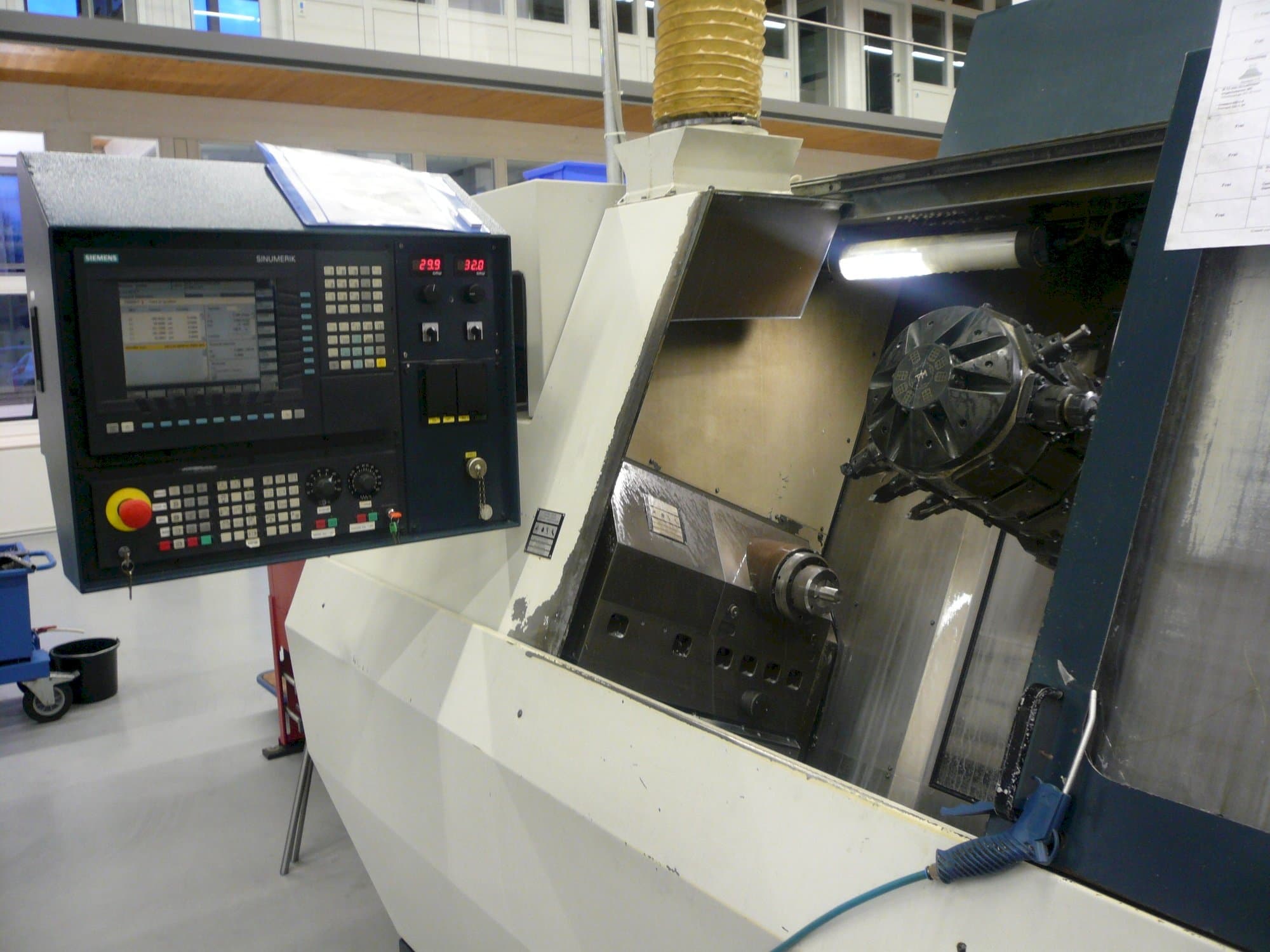 Widok z przodu maszyny SPINNER TM