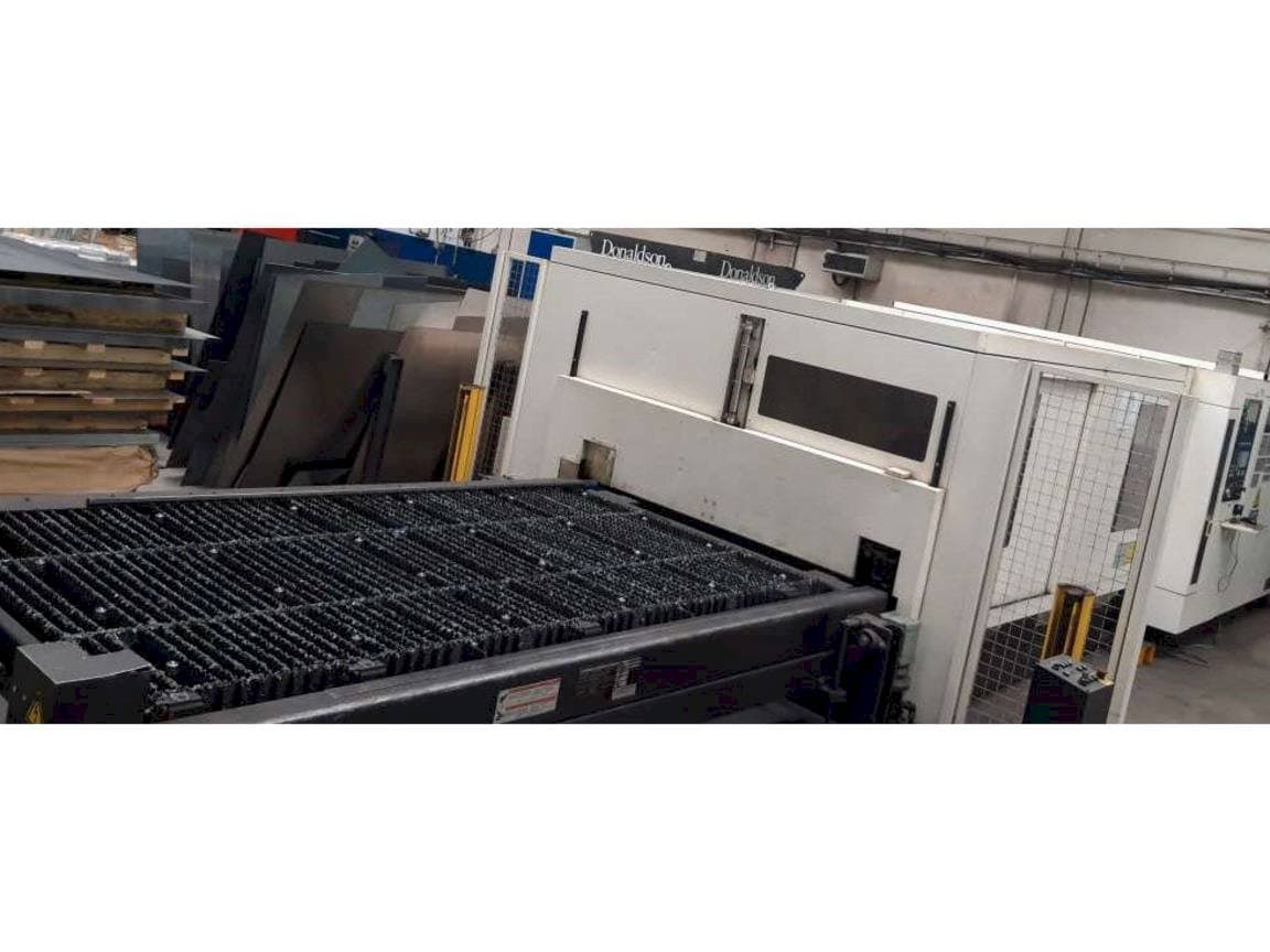 Widok z przodu maszyny Mazak Super Turbo-X510 Mk III G