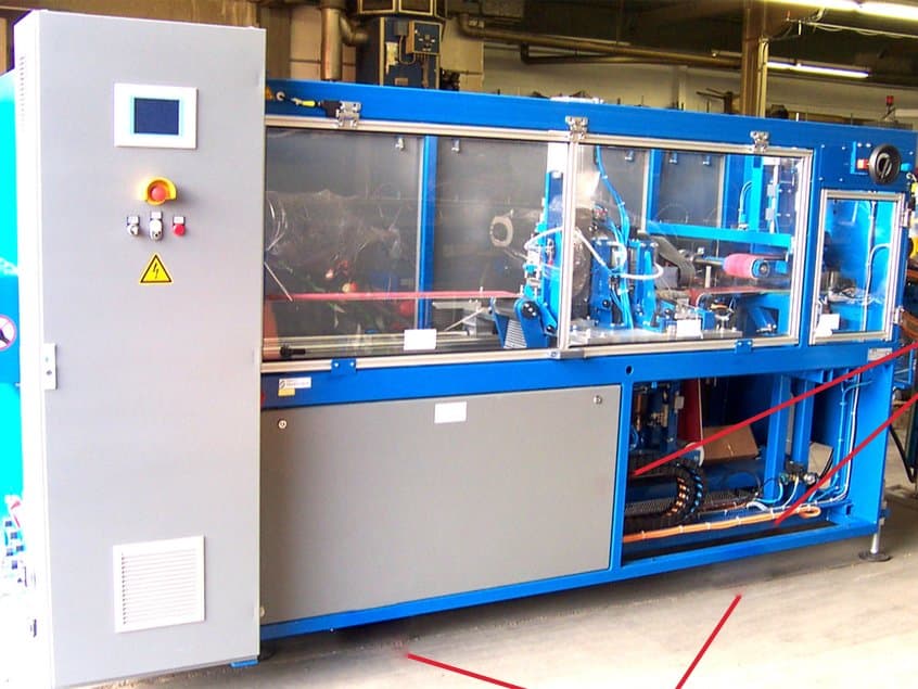 Widok z lewej maszyny BASTON TSQ-P-503-S-100