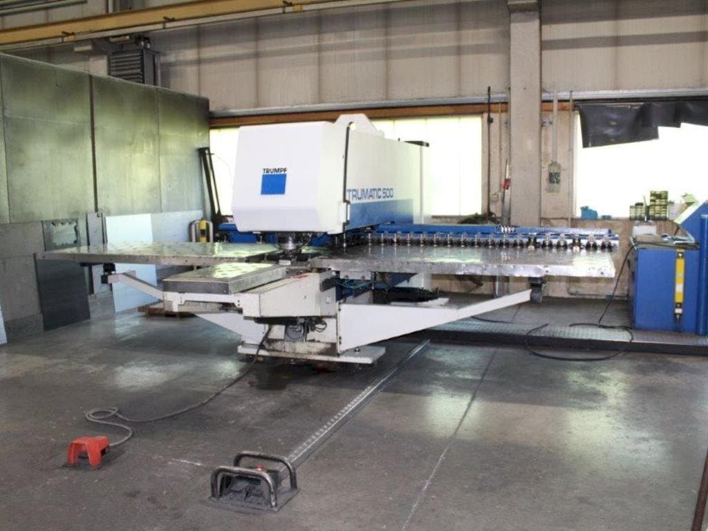 Widok z przodu maszyny Trumpf Trumatic 500