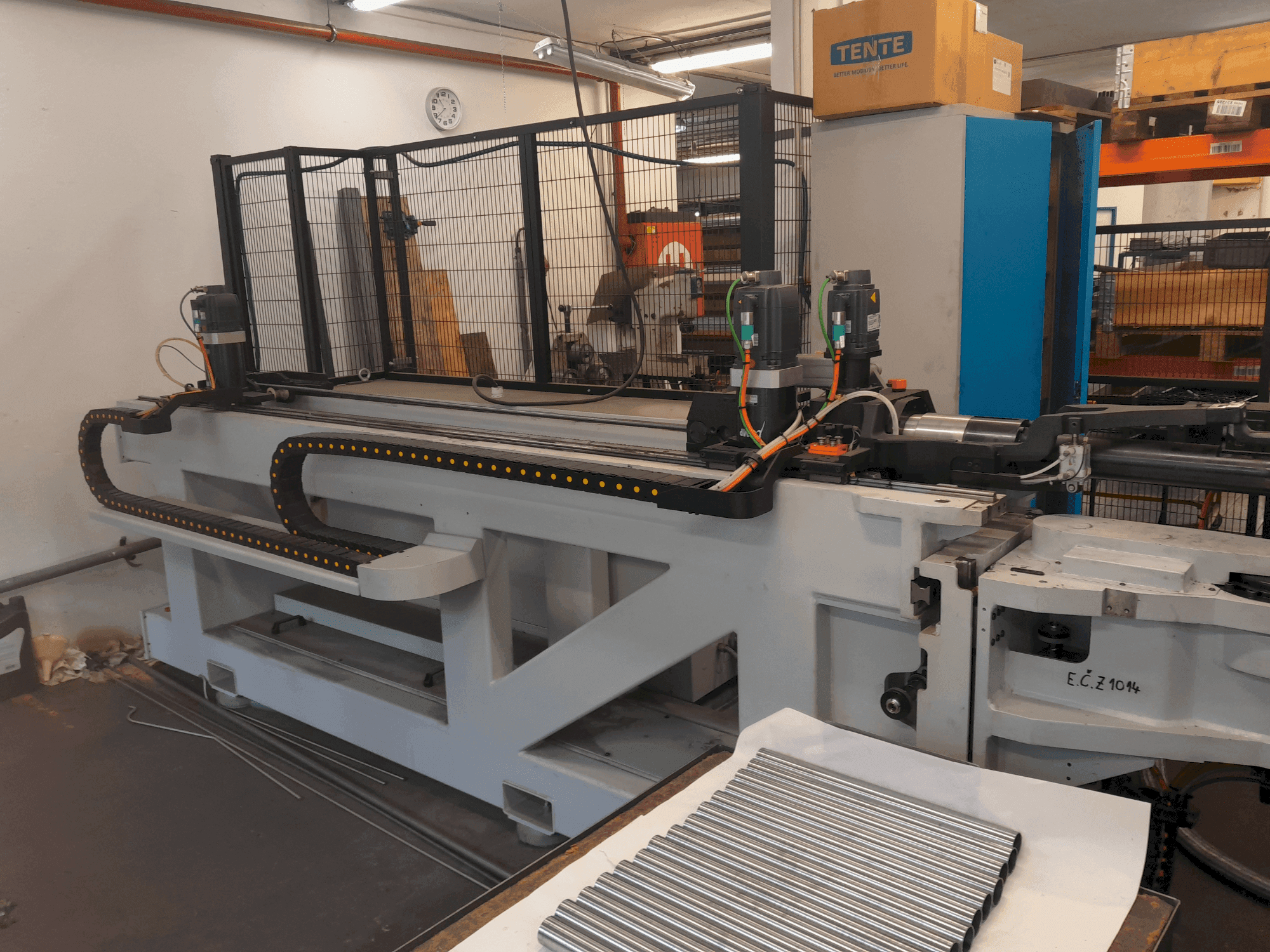 Widok z przodu maszyny BLM ELECT 40