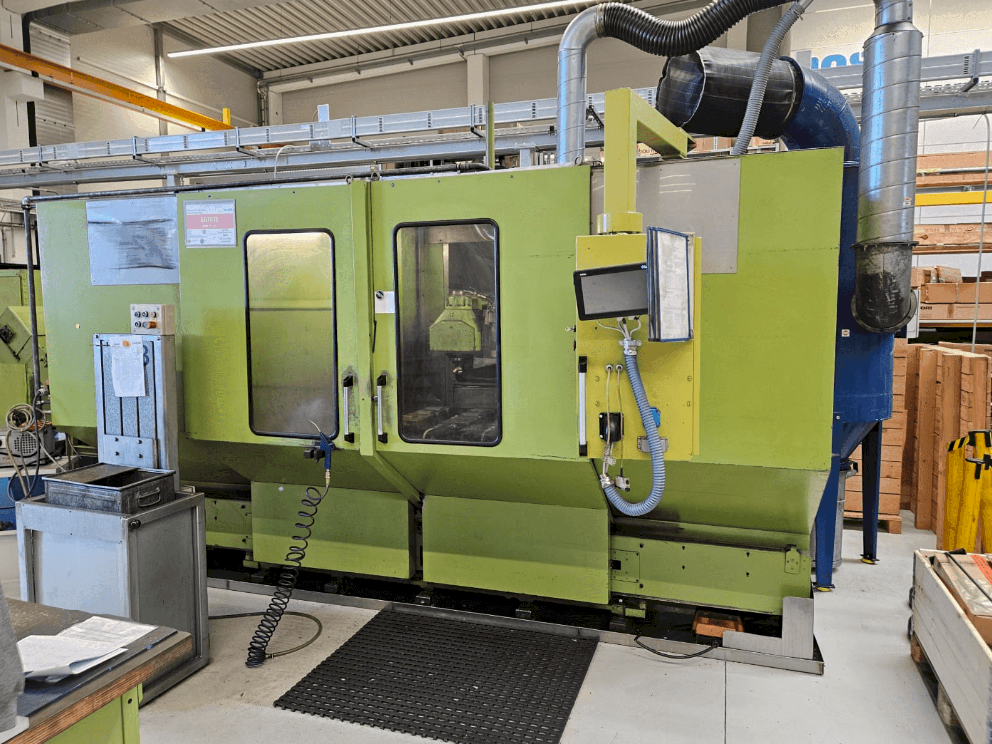 Widok z przodu maszyny HELLER PFU2