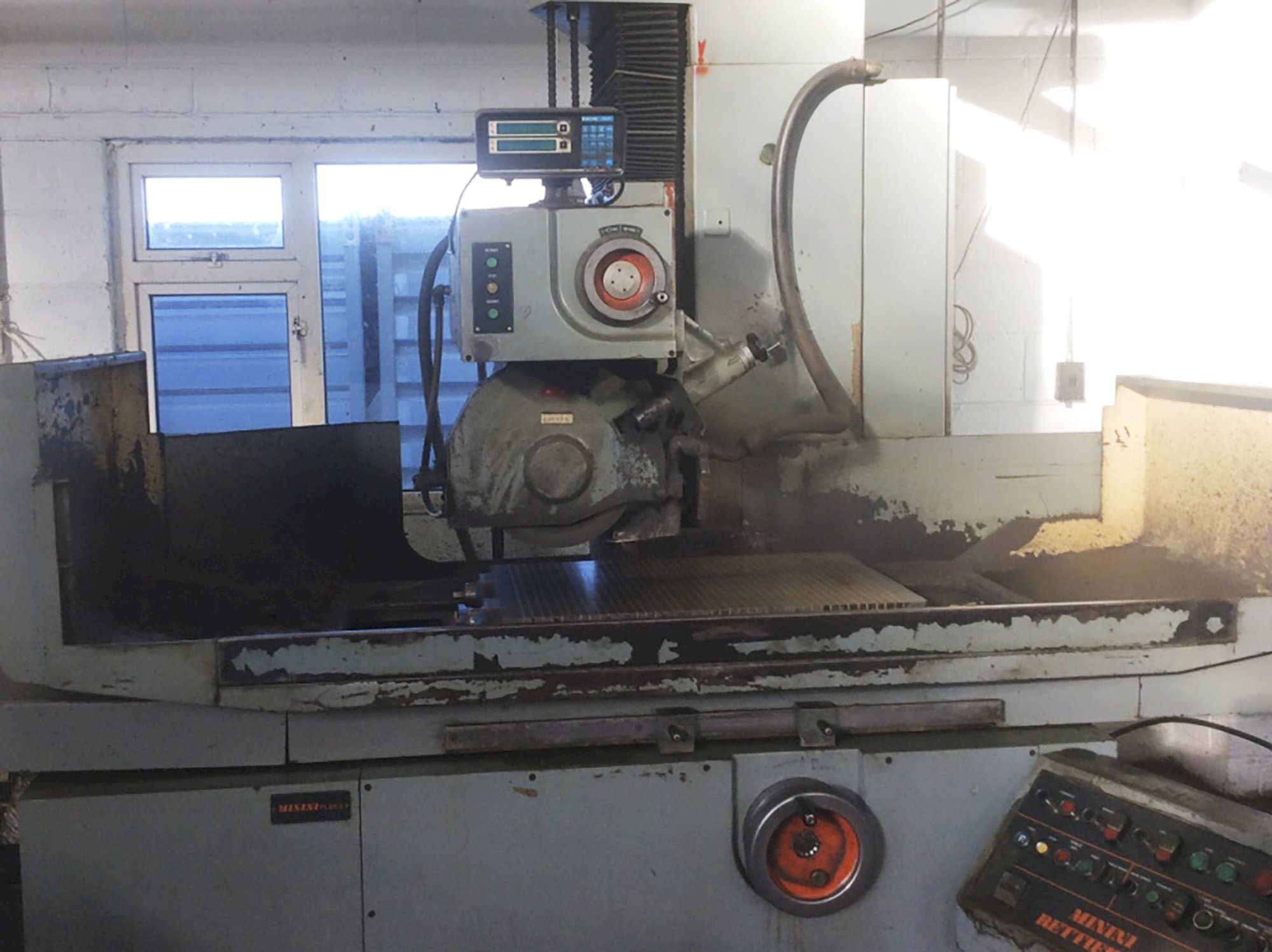 Widok z przodu maszyny Minini PL65.8