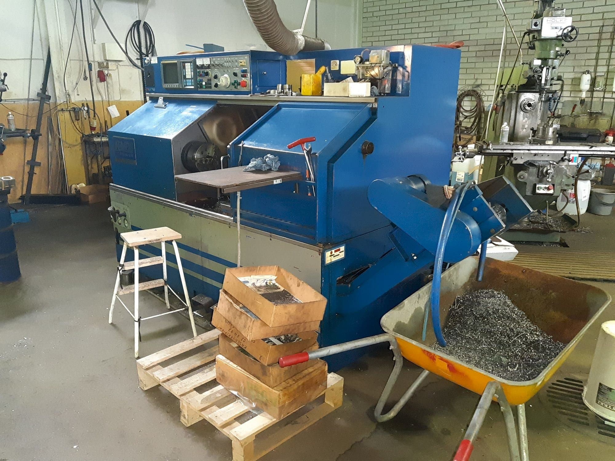 Widok z przodu maszyny FEMCO Durga 25E