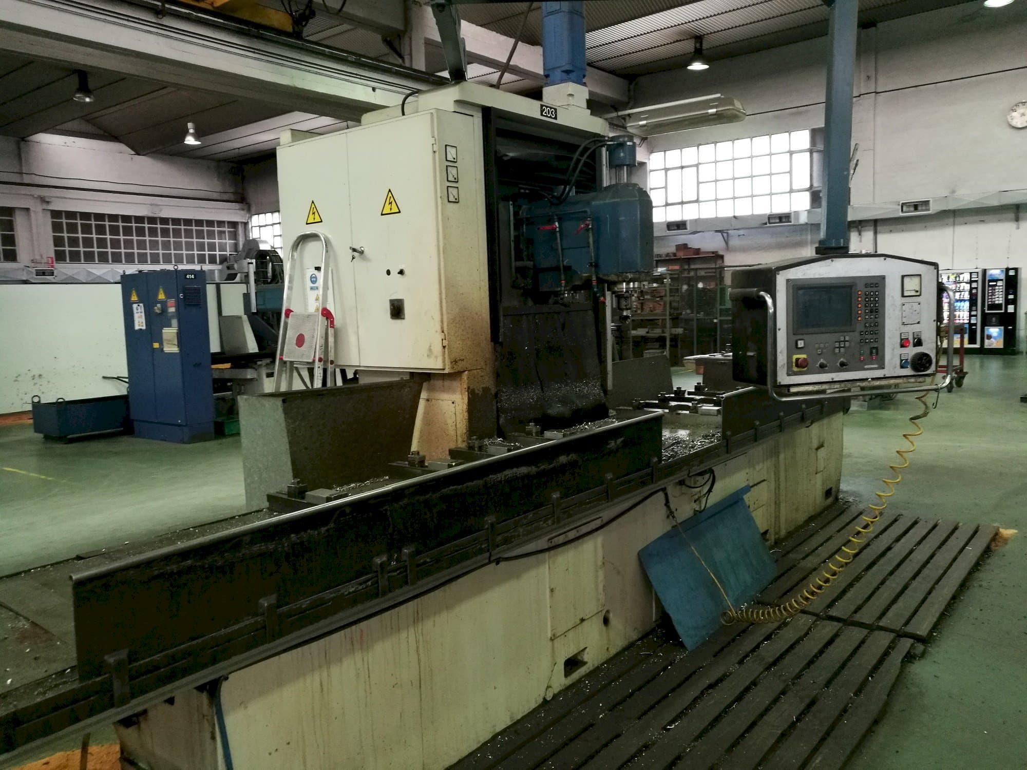 Widok lewej strony maszyny Correa A-20/44