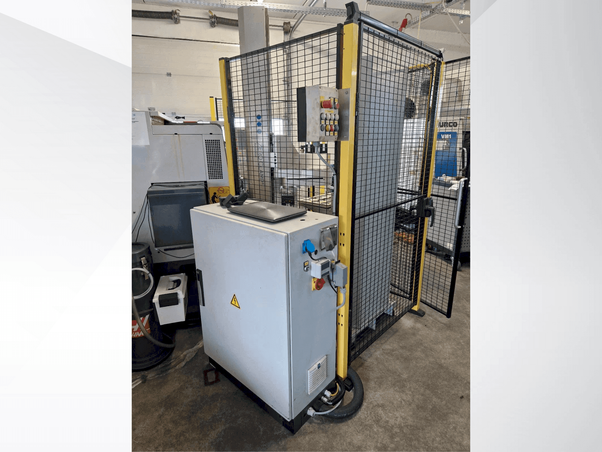 Widok z przodu maszyny Zeroclamp Zerobot 100P
