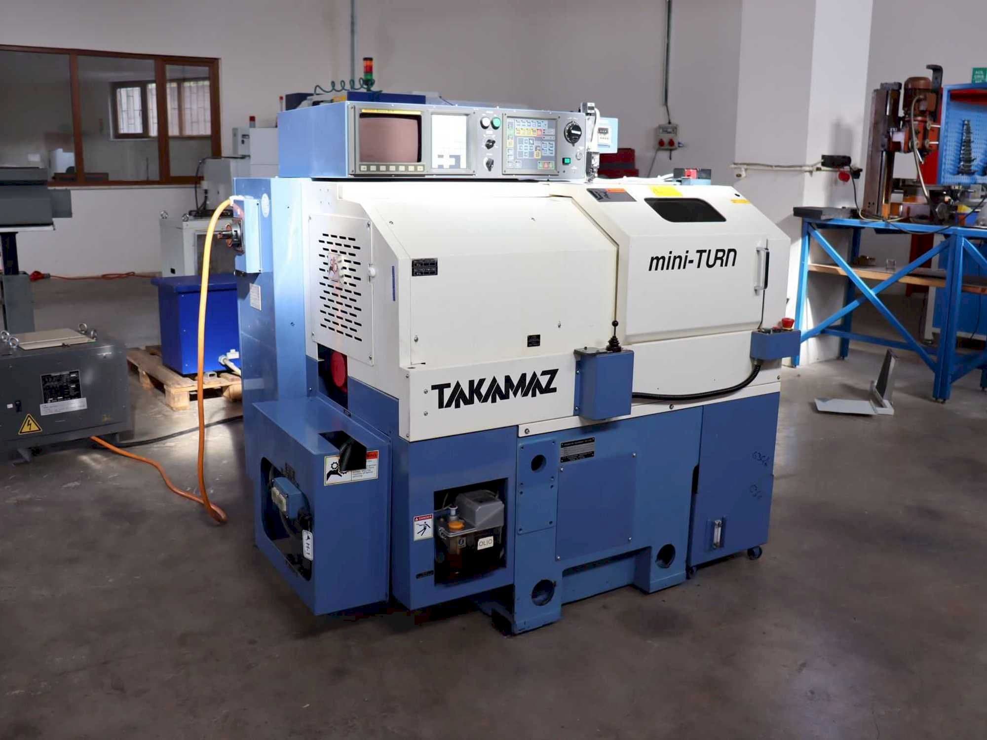Widok z przodu maszyny Takamaz mini-Turn
