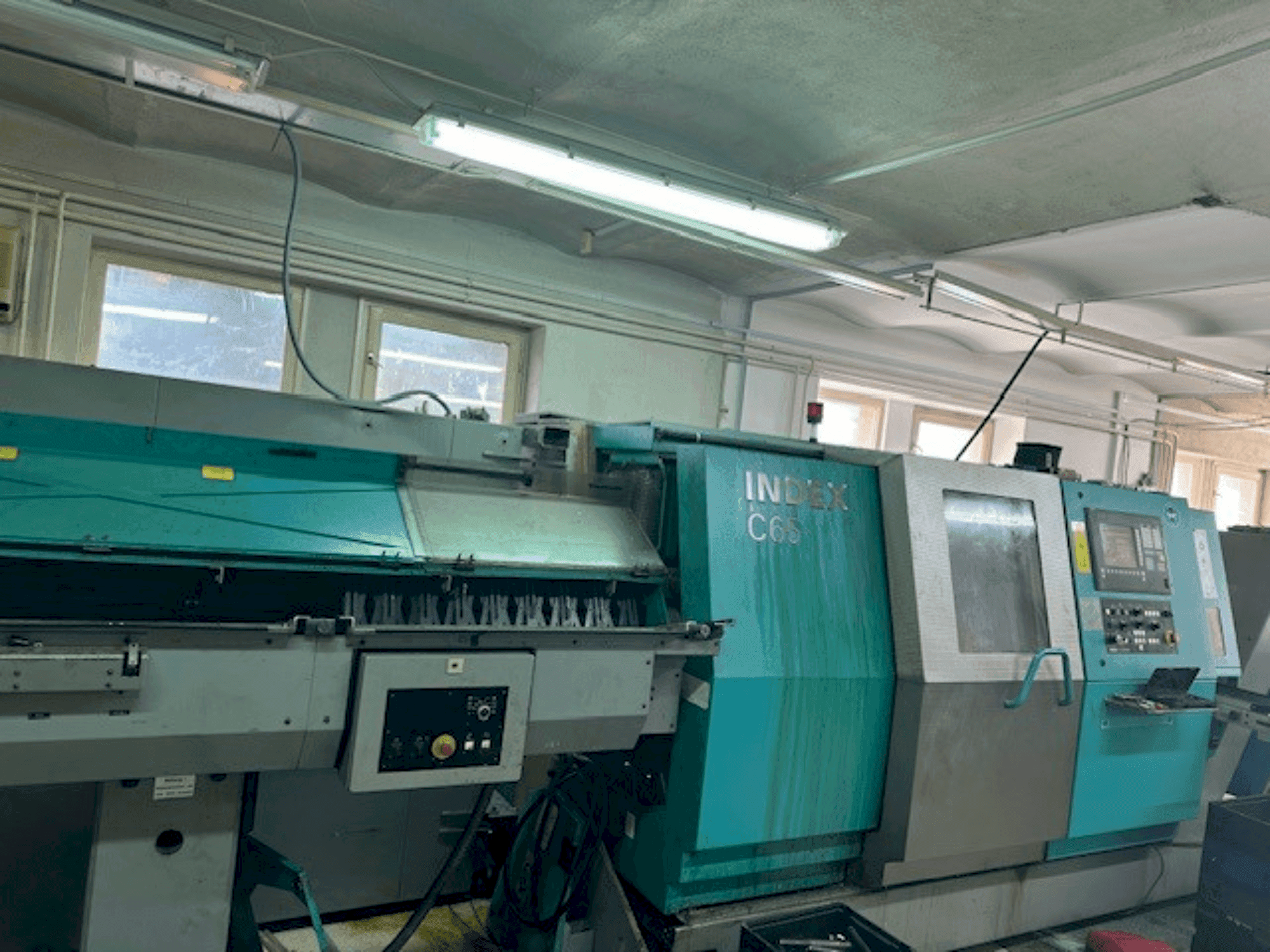 Widok z przodu maszyny Index C65