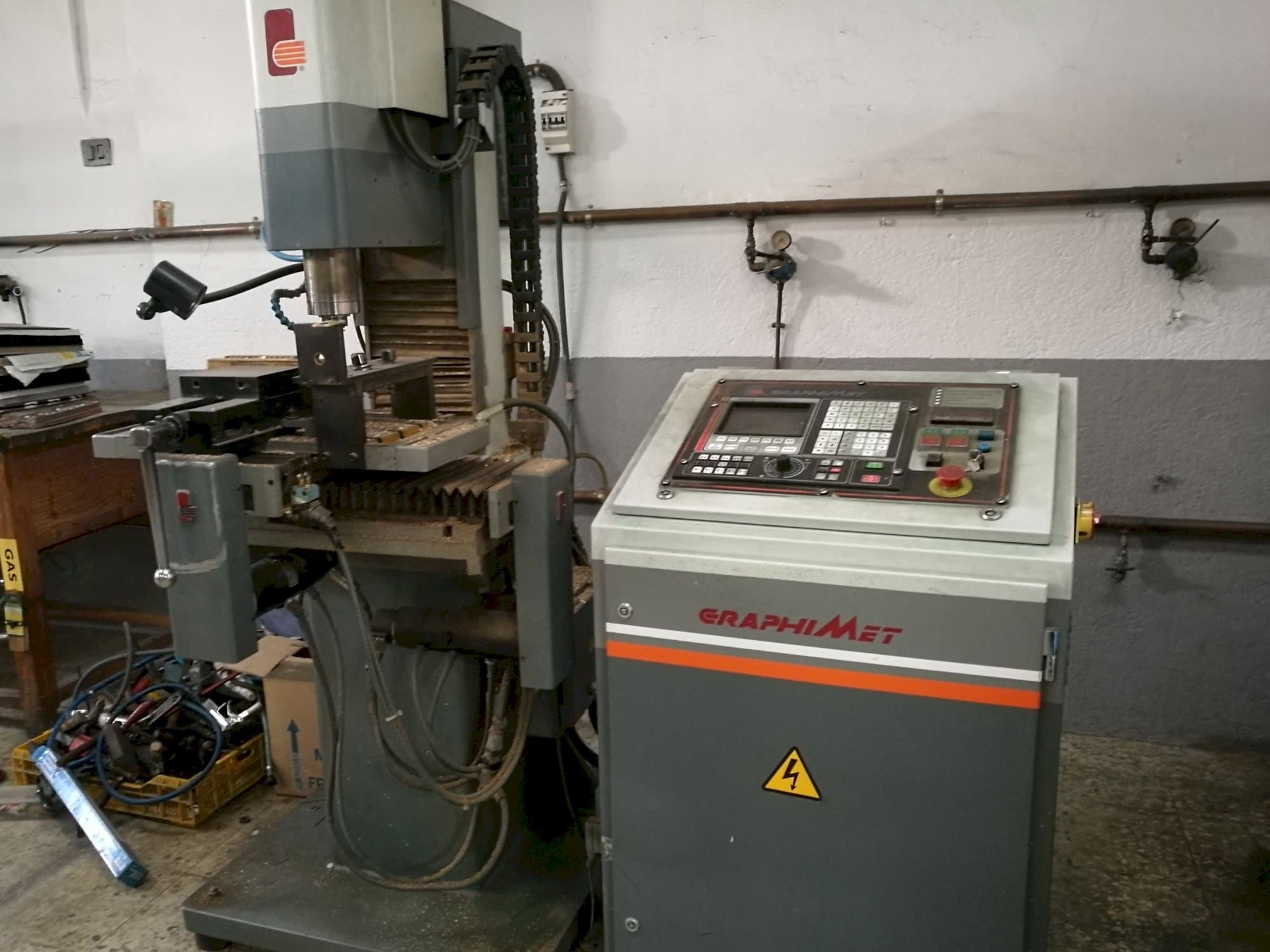 Widok z prawej maszyny GRAPHIMET A-2