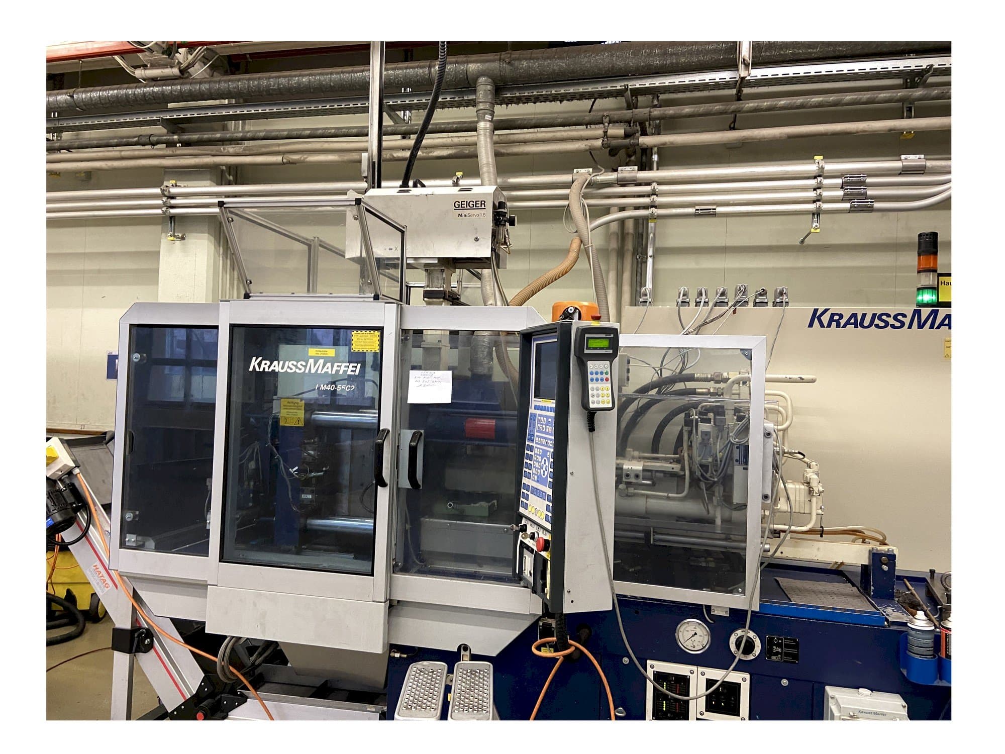 Widok z przodu maszyny Krauss Maffei 40-55 C2