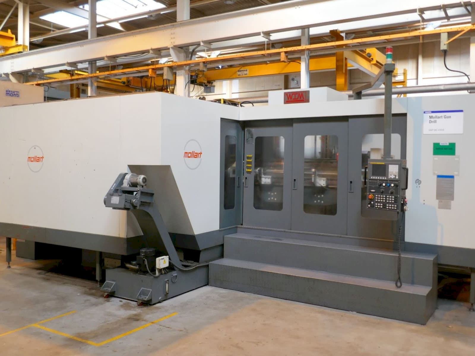 Widok z przodu maszyny MOLLART MATRIX DHD1510-18S