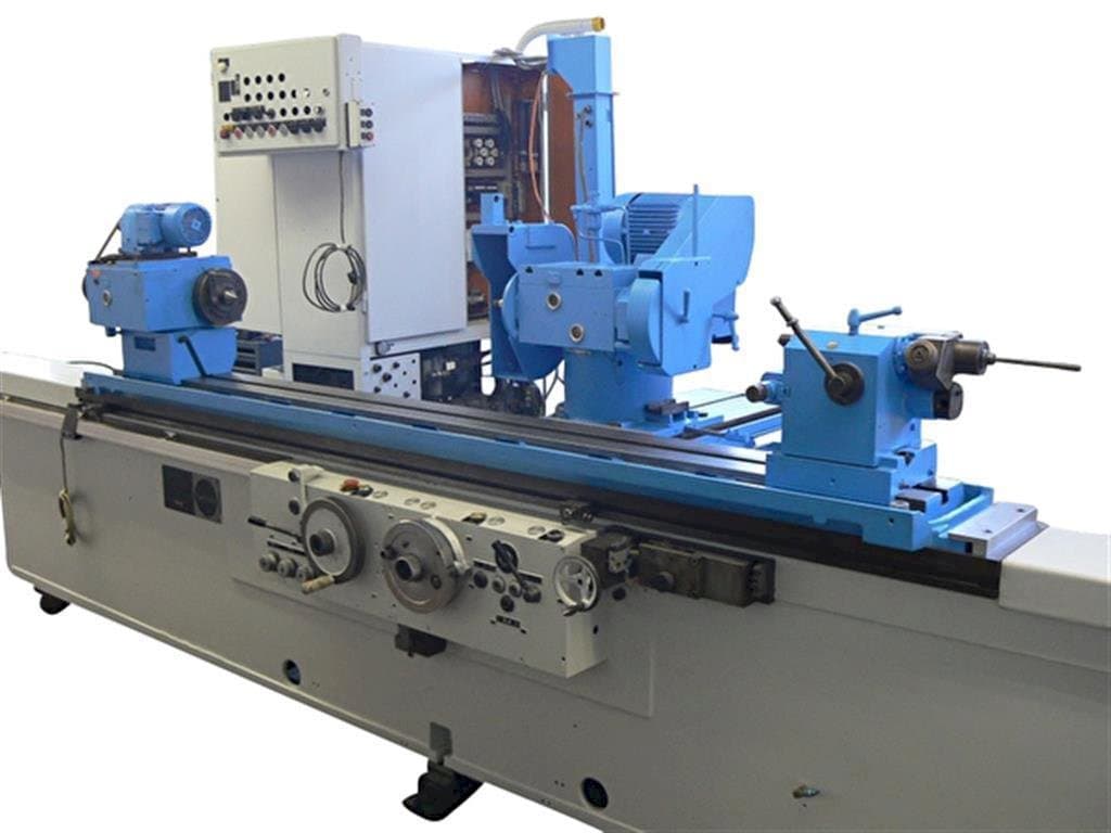 Widok z przodu maszyny Karstens KC-AU 2000