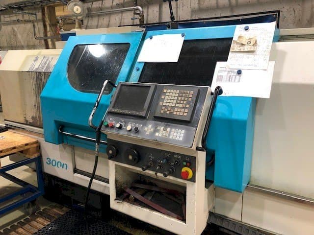 Widok z przodu maszyny 600 Lathes Combi 3000