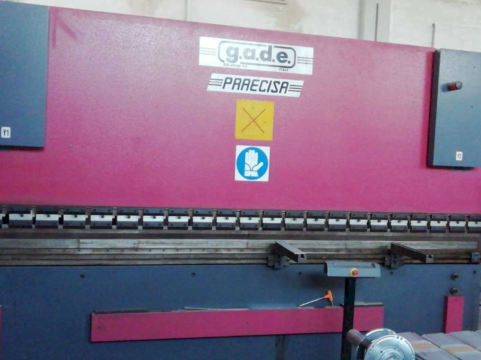 Widok z przodu maszyny Gade PS-C 4120