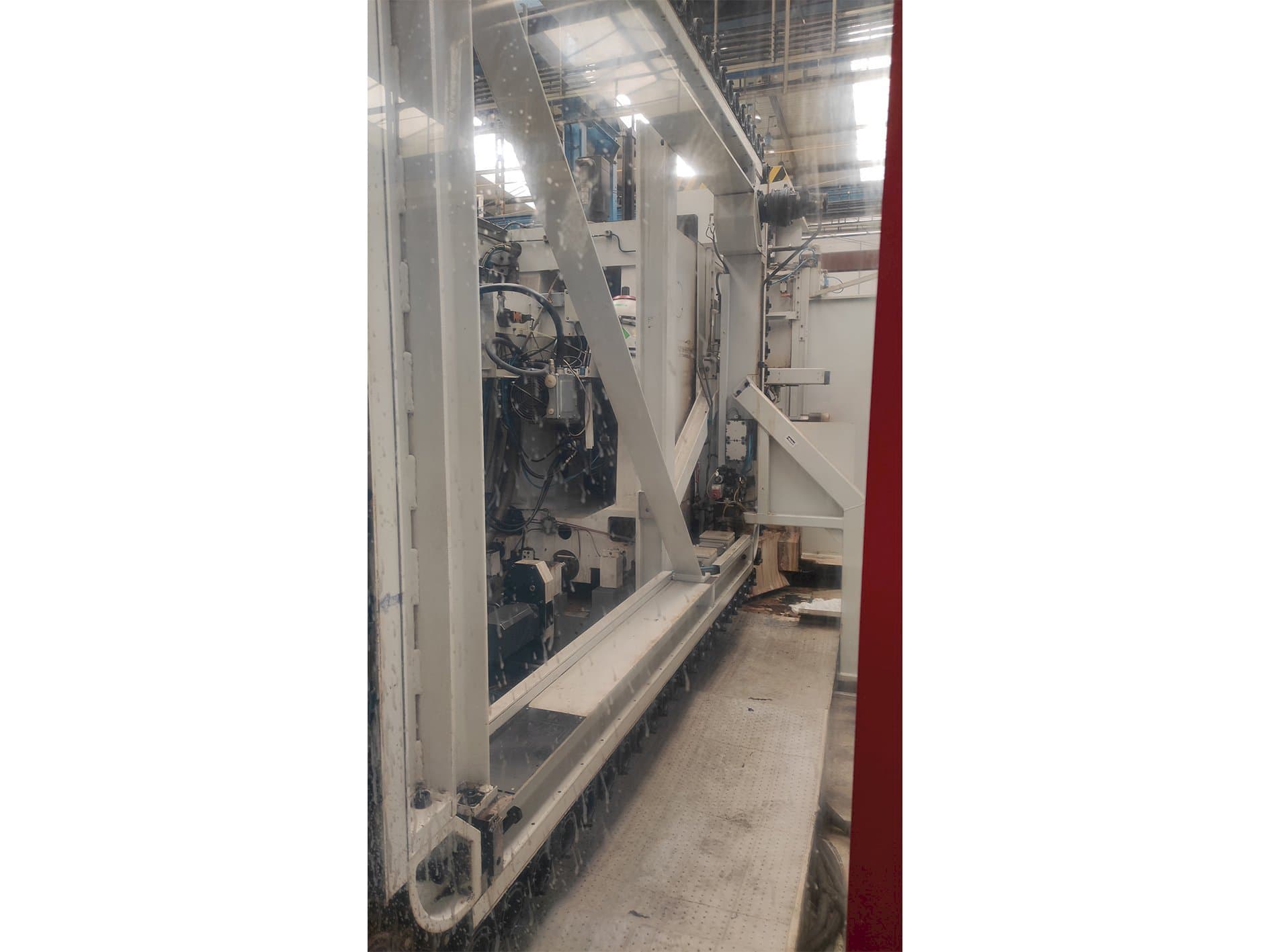 Widok z przodu maszyny Starrag Heckert CWK 500