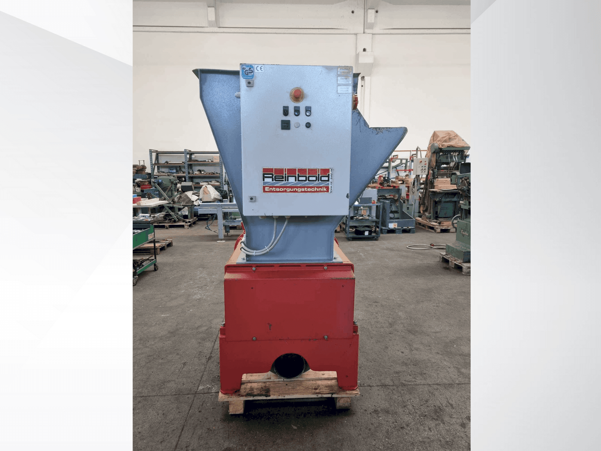 Widok z przodu maszyny REINBOLD RMZ 500