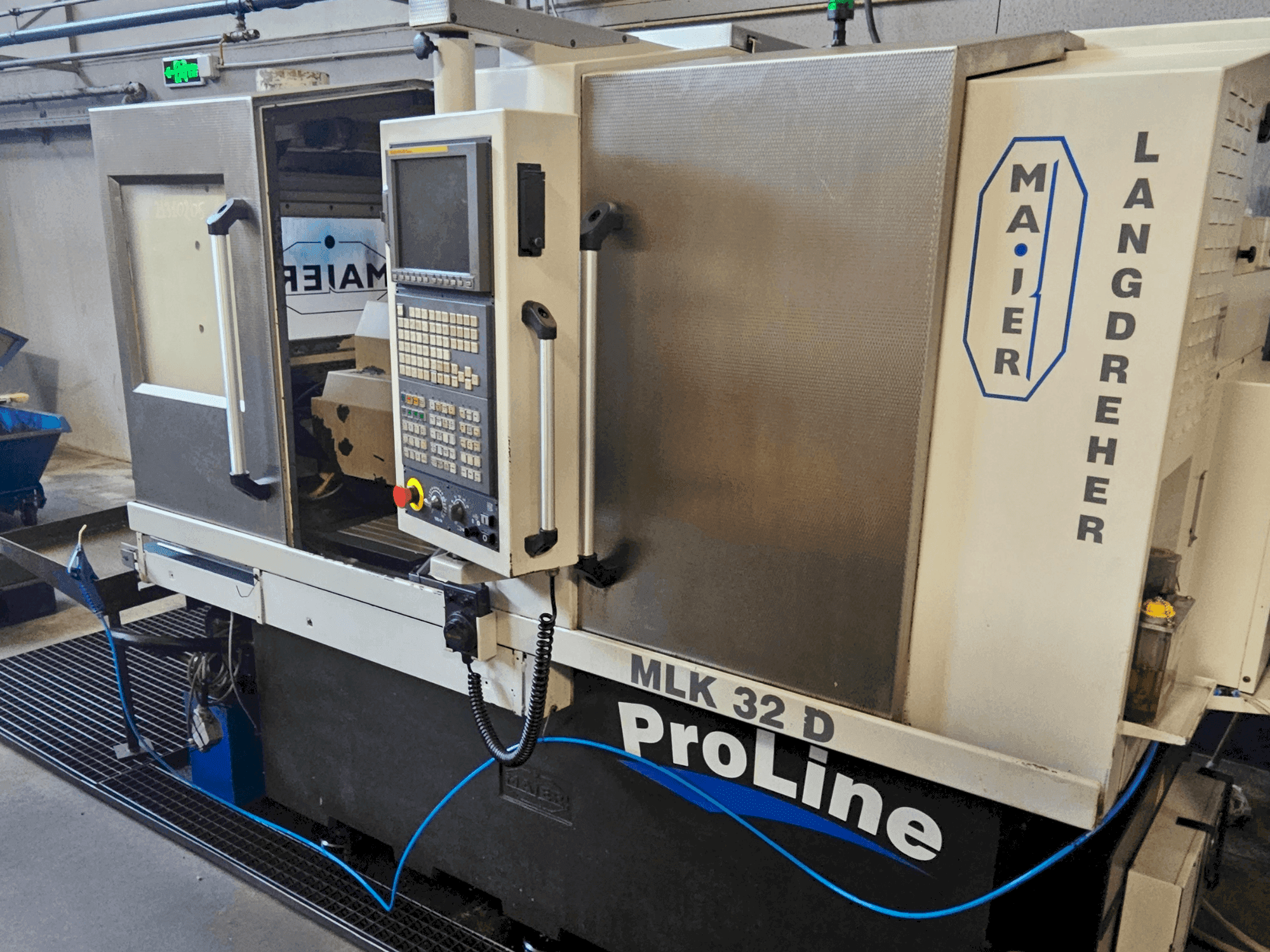 Widok z przodu maszyny Maier MLK 32D