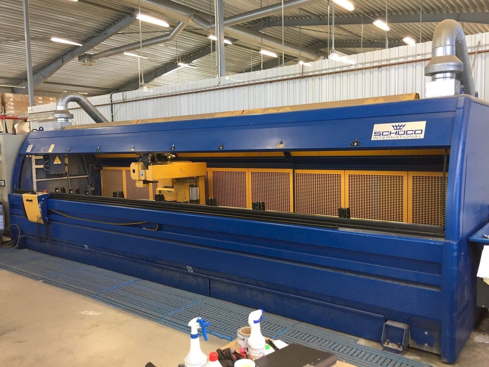 Widok z przodu maszyny Emmegi Comet