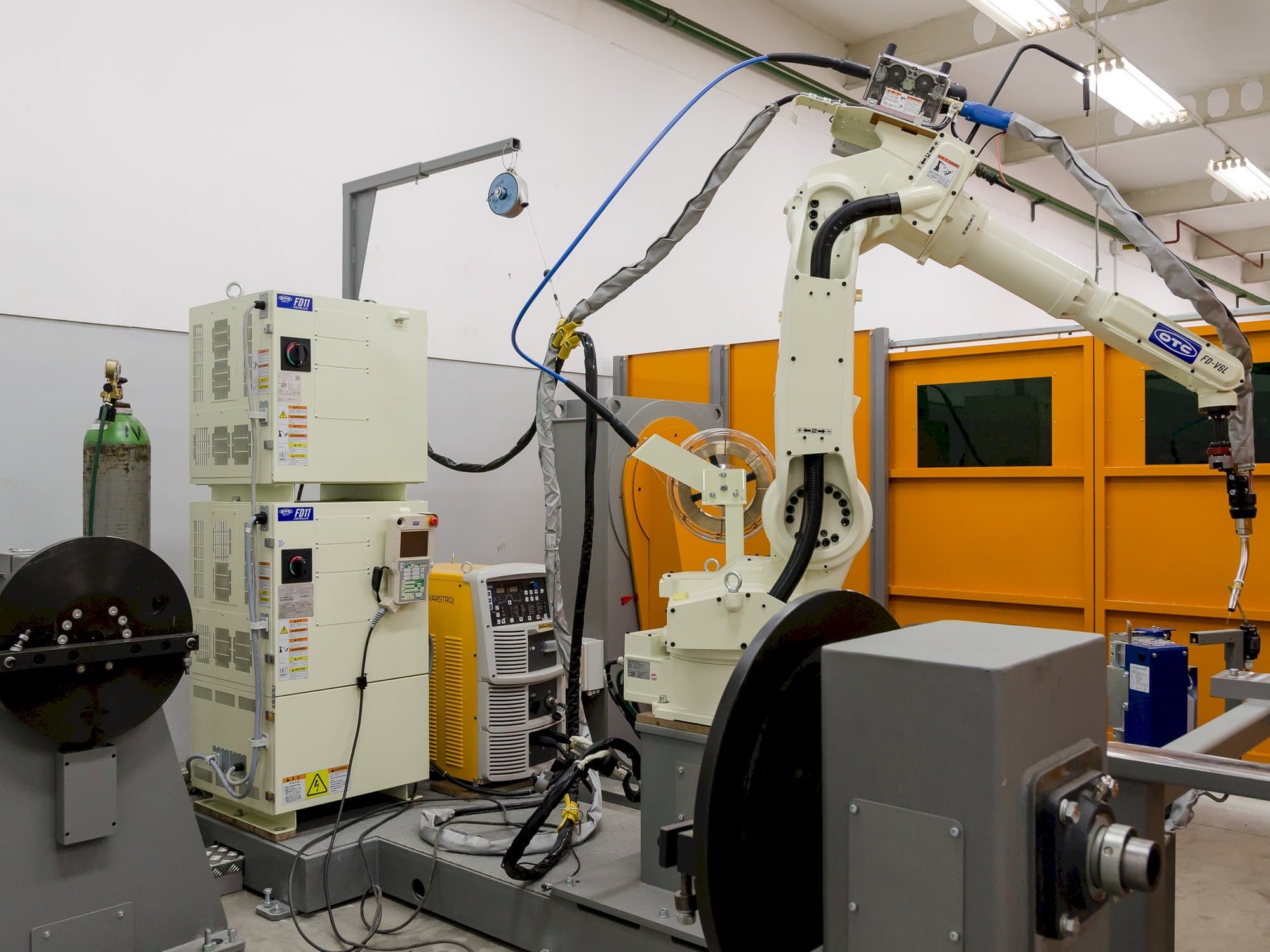 Widok z przodu maszyny Other Otc Daihen Fd11