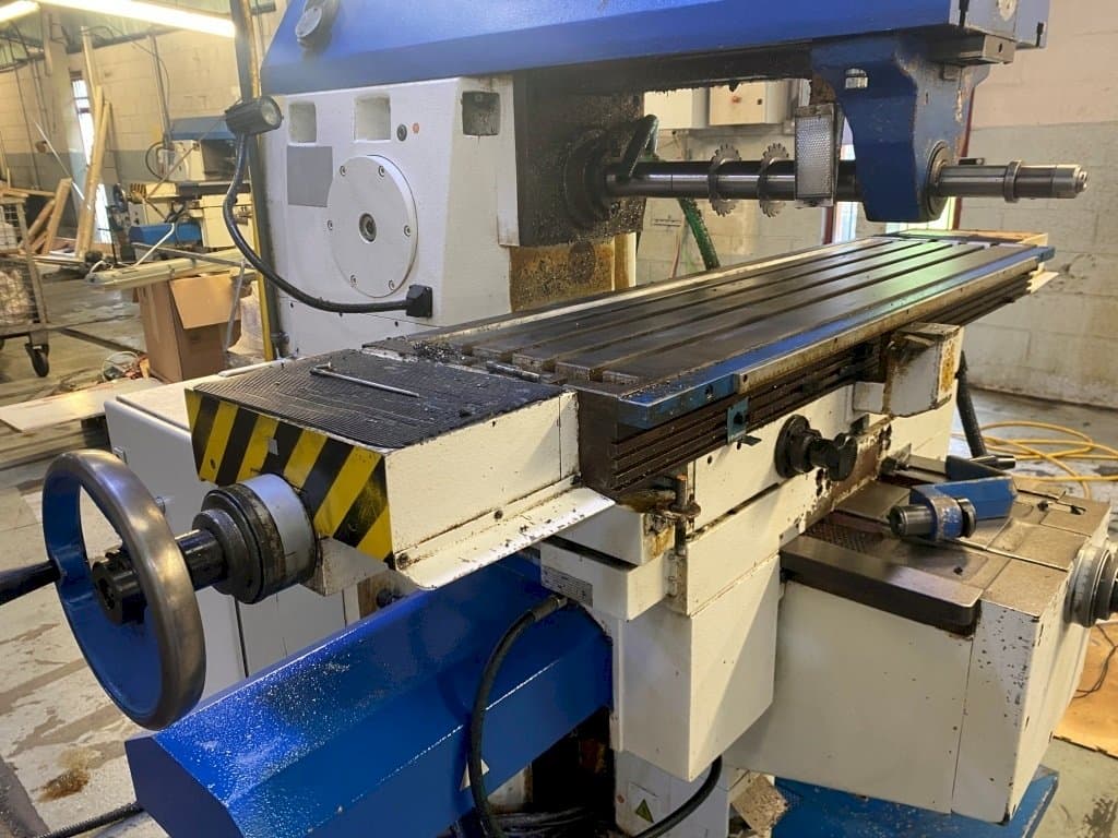 Widok z przodu maszyny TOS Olomouc FGU 32