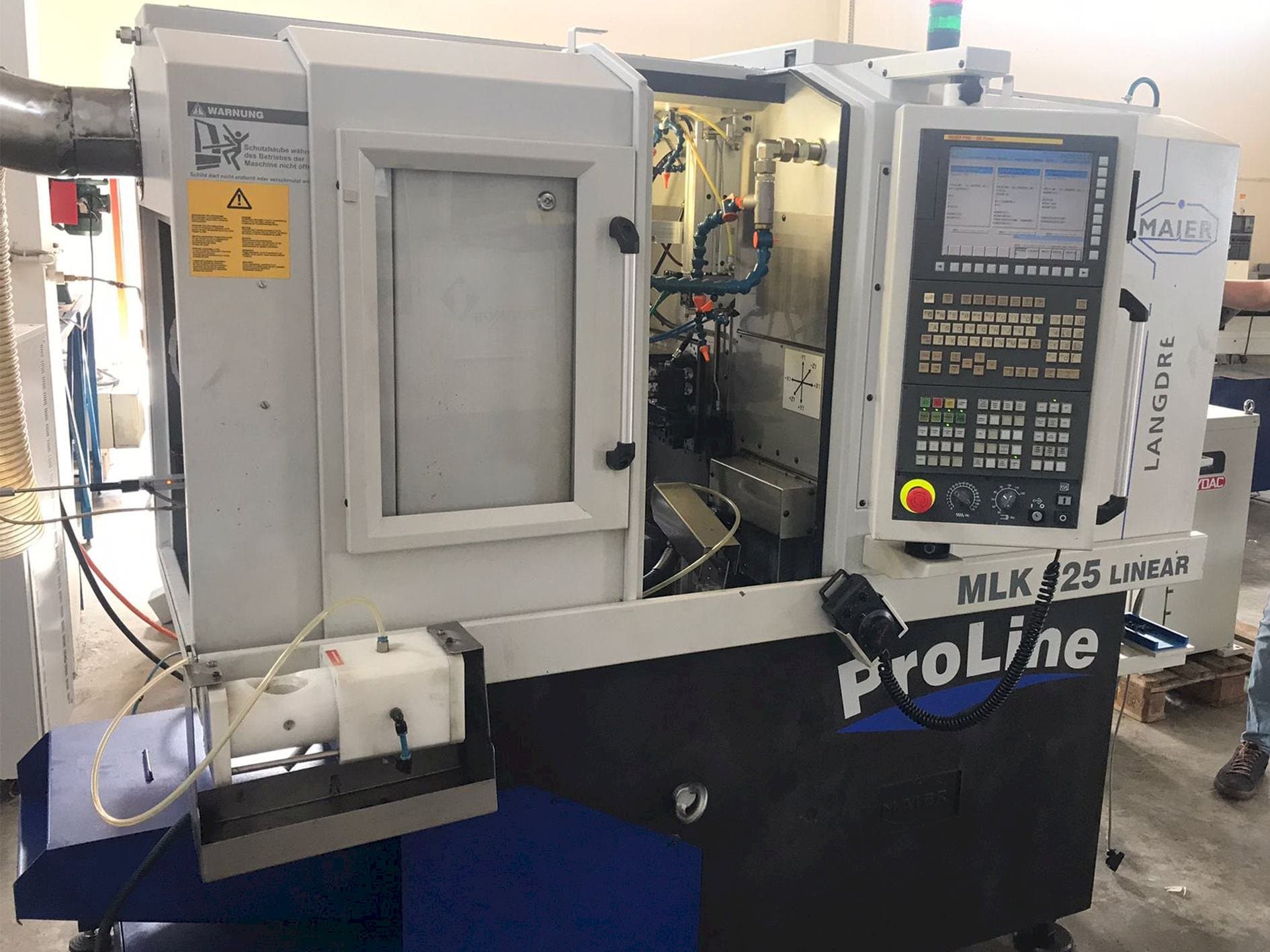 Widok z przodu maszyny Maier MLK 125 Linear