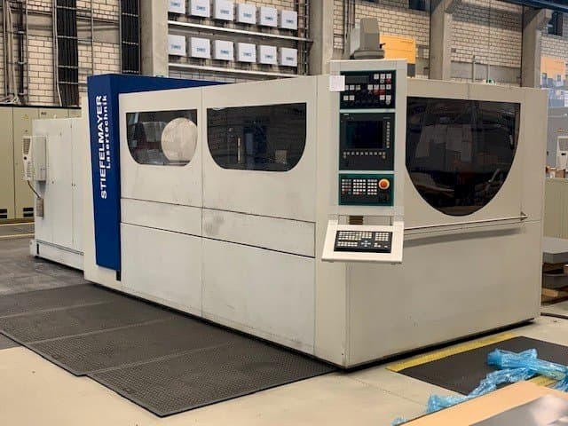 Widok z przodu maszyny Stiefelmayer linear