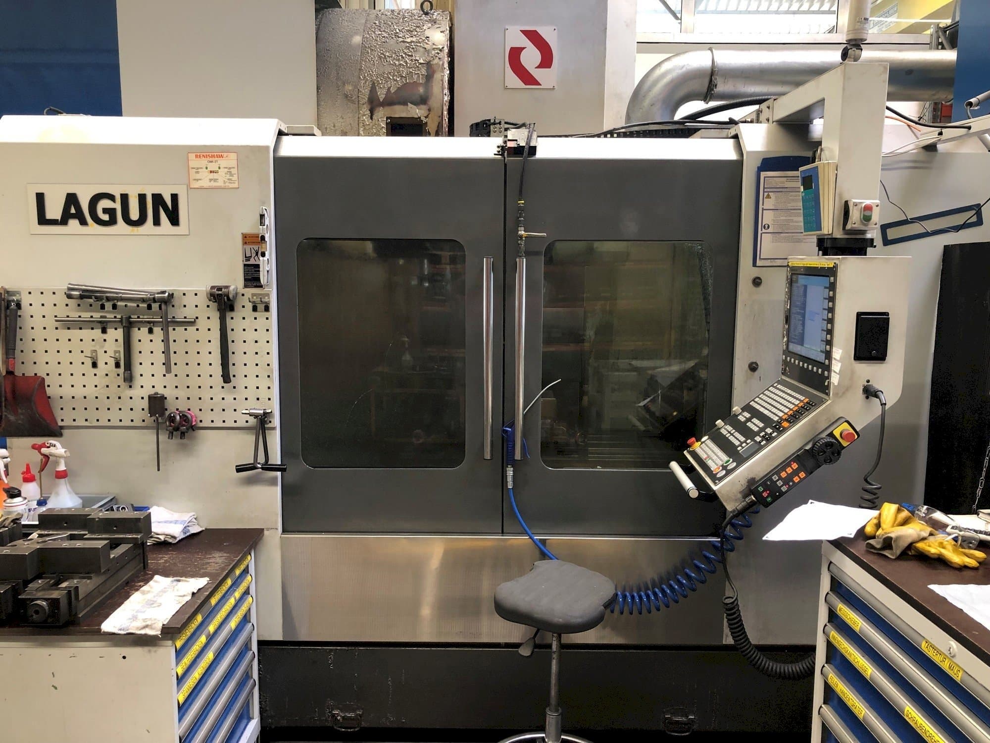 Widok z przodu maszyny LAGUN L1400