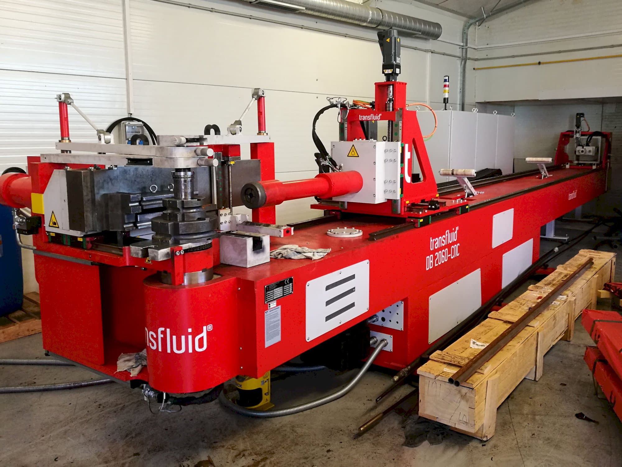 Widok z prawej maszyny Transfluid DB 2060