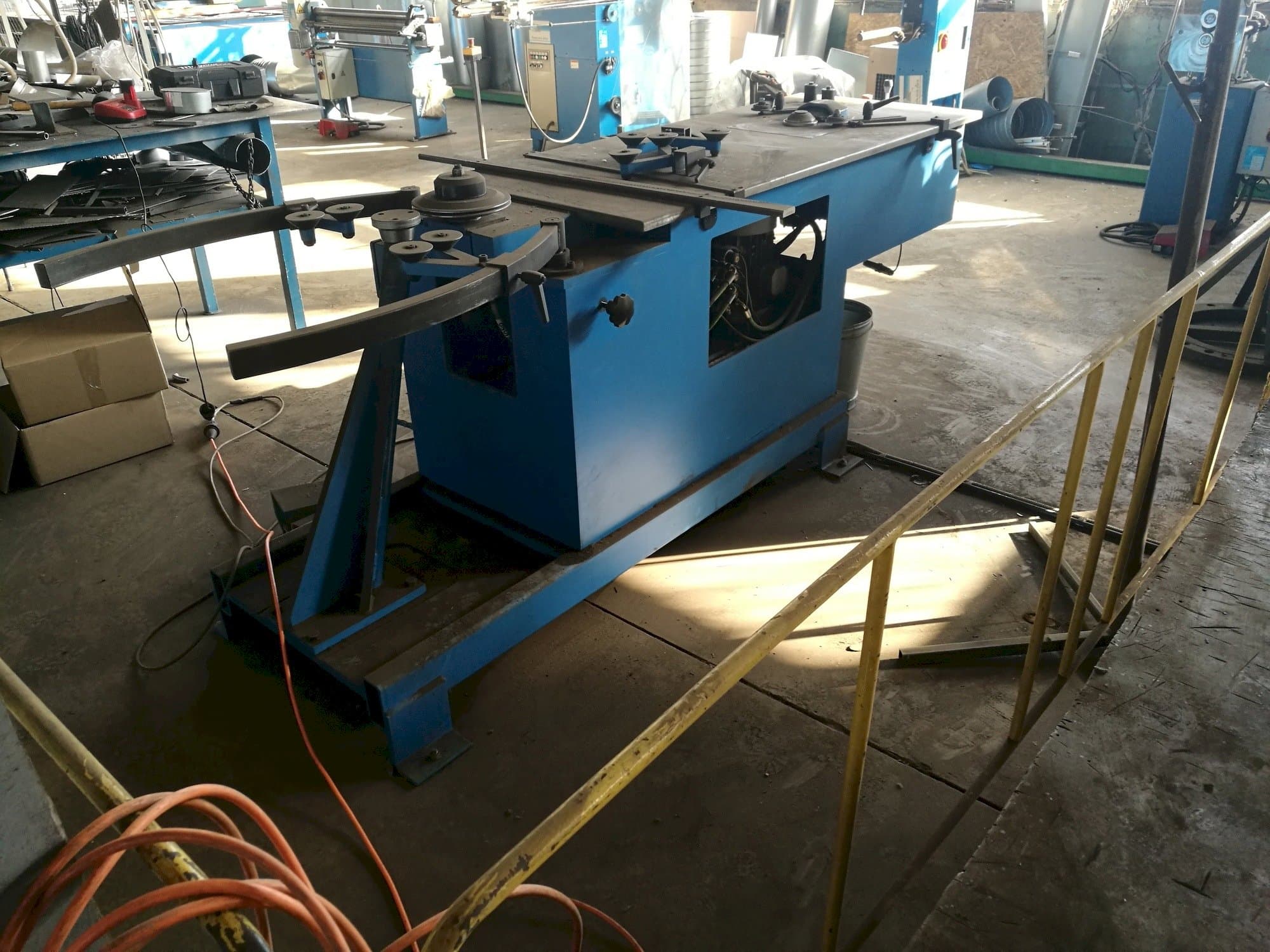 Widok z przodu maszyny SPIRO GORELOCKER -1