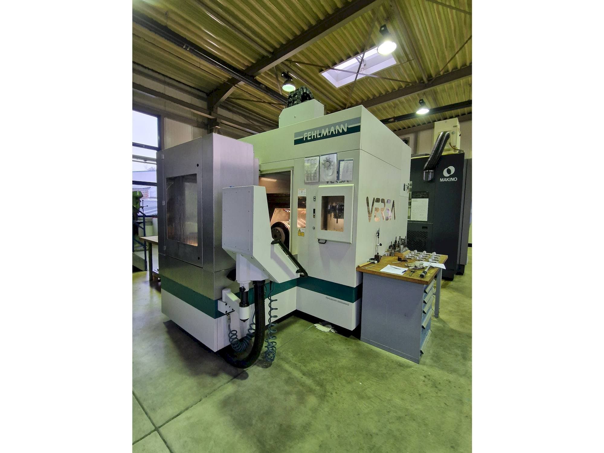 Widok z przodu maszyny FEHLMANN Versa P825