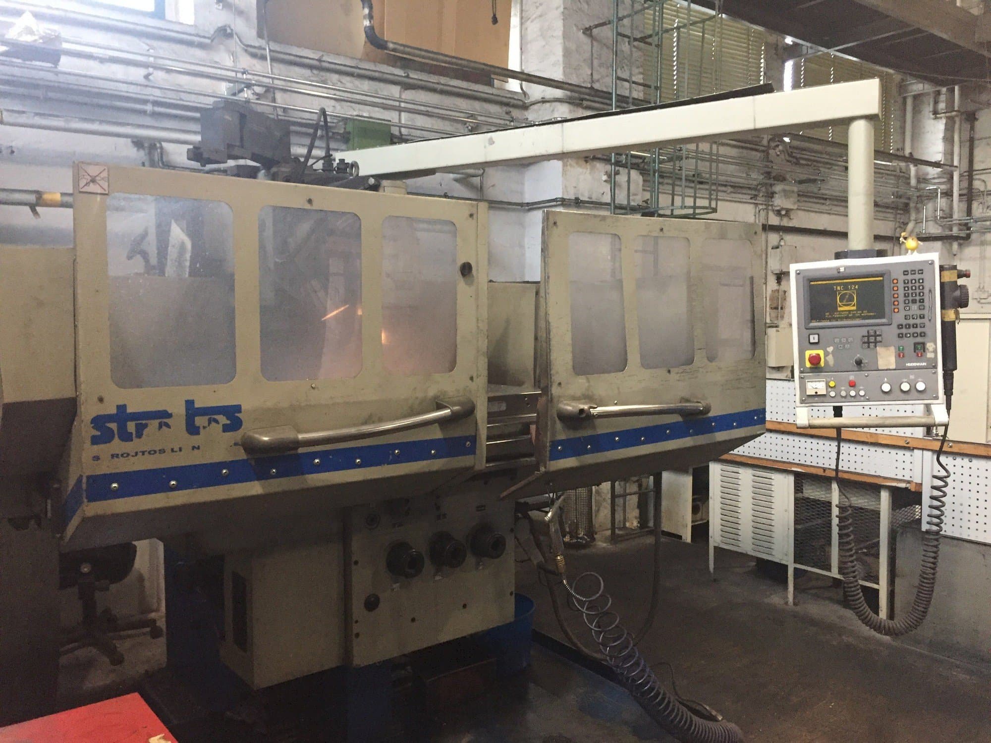 Widok z przodu maszyny Strojtos  FGS 63 NCP