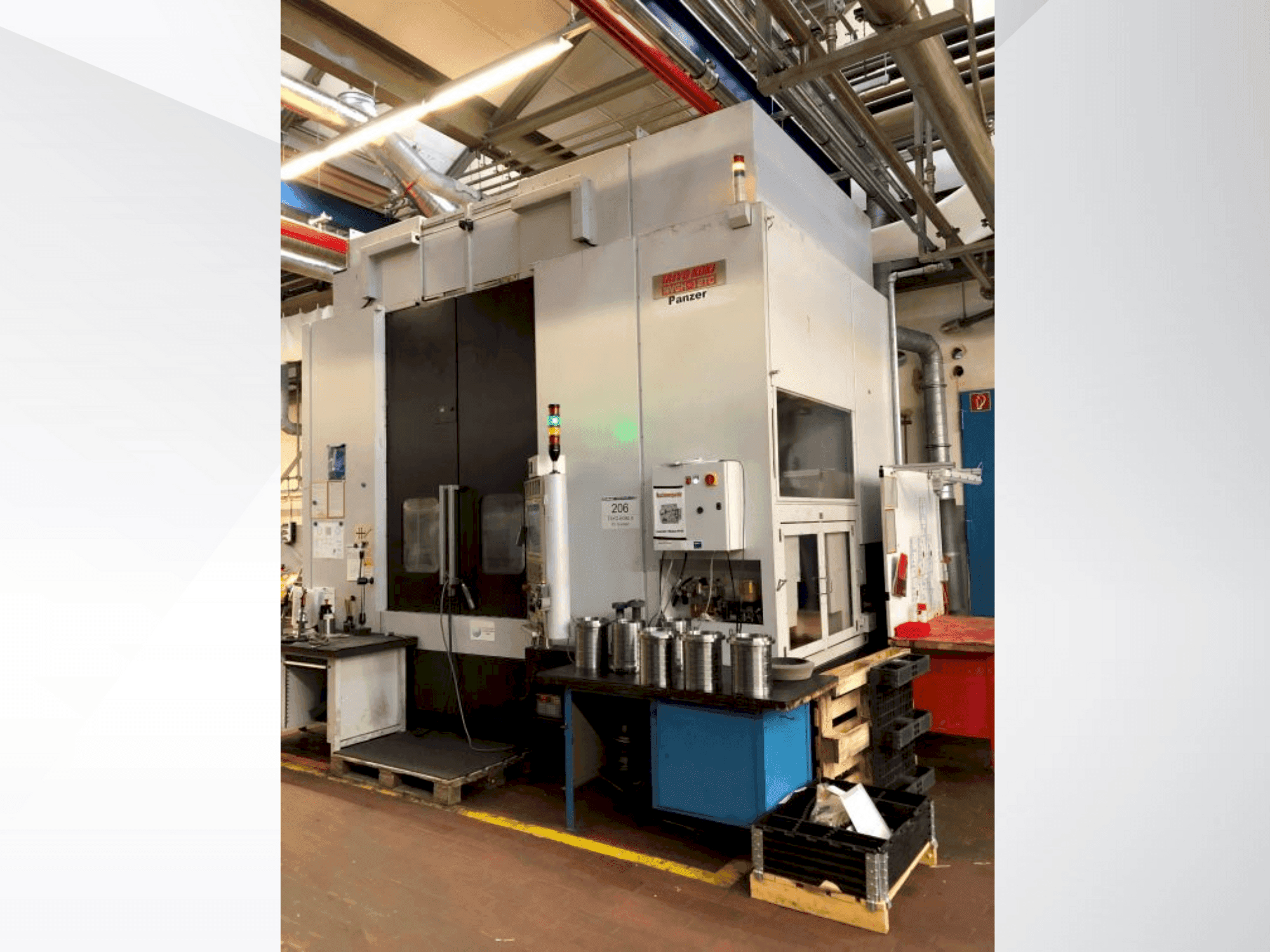 Widok z przodu maszyny TAIYO KOKI KOKI NVGH 12TC