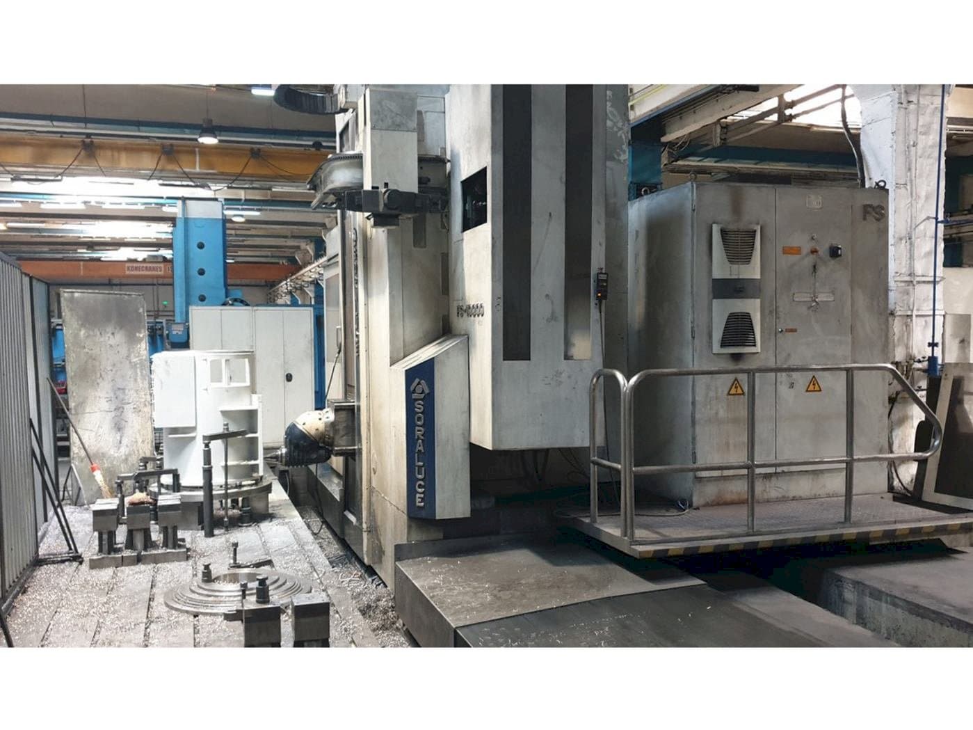 Widok z przodu maszyny Soraluce FS-10000