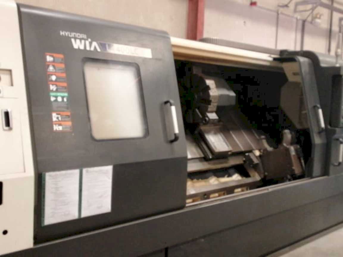 Widok z przodu maszyny Hyundai Wia L400LC