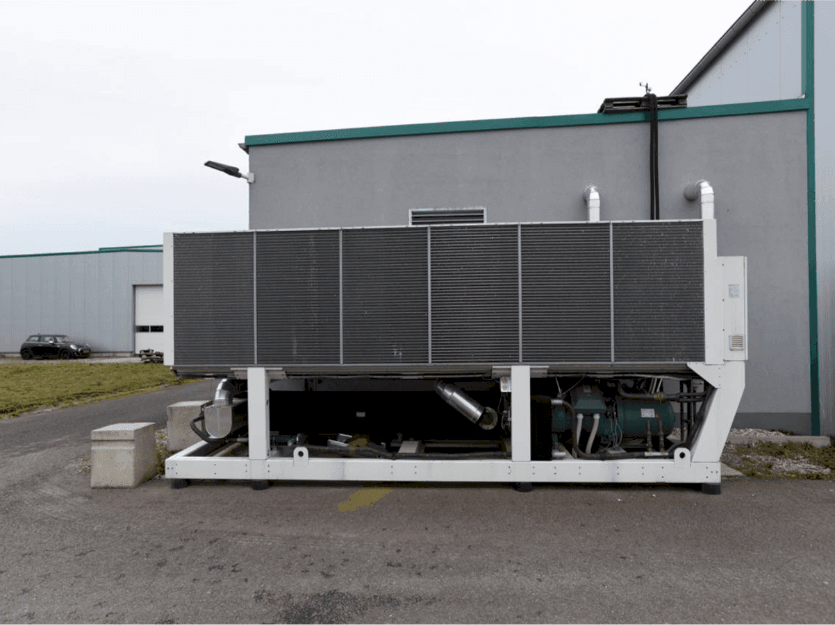 Widok z przodu maszyny Mitsubishi Electric Glider Evo CLA 660